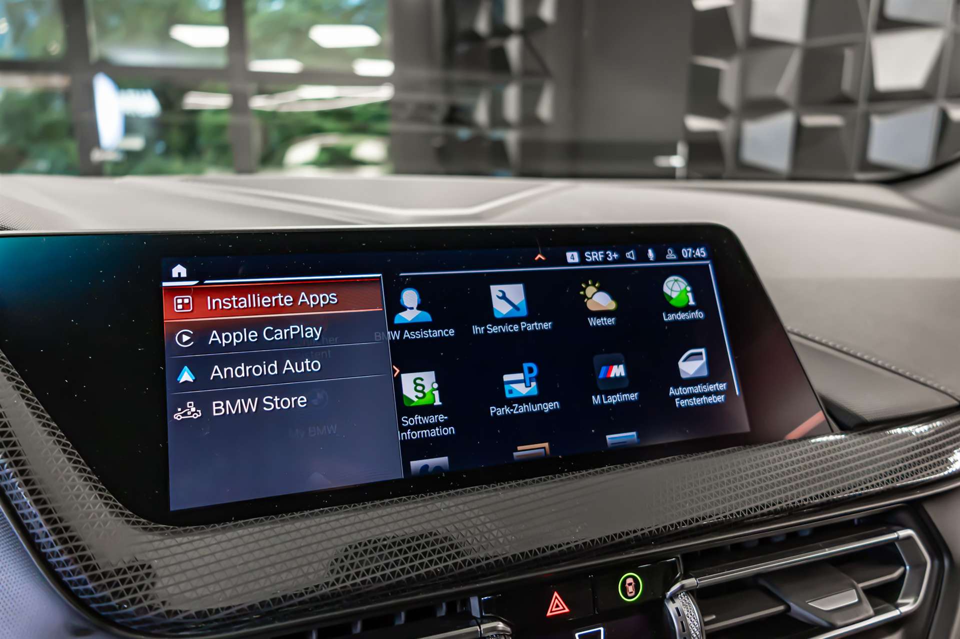 BMW M135i xDrive Steptronic-image-19