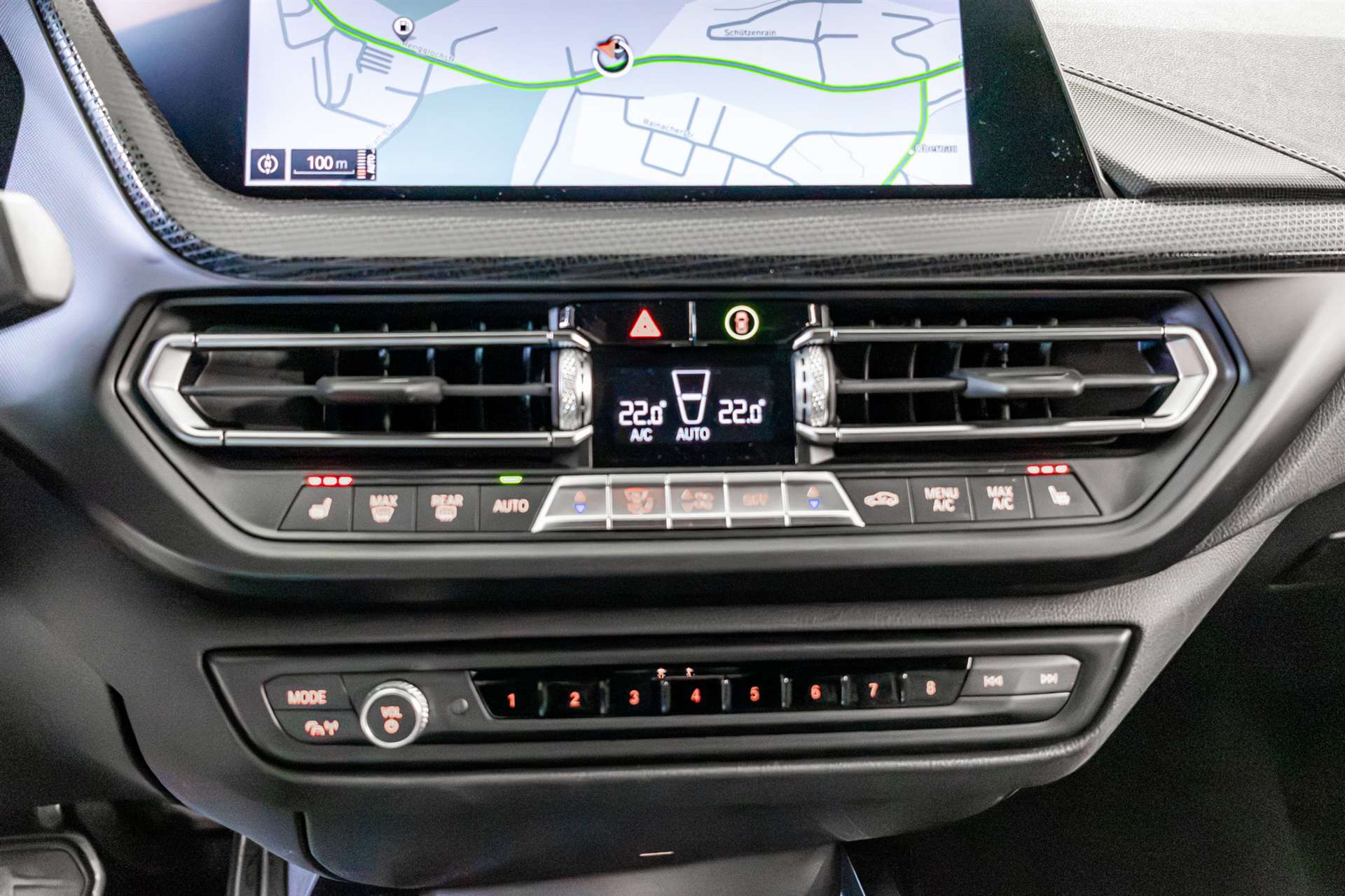 BMW M135i xDrive Steptronic-image-21