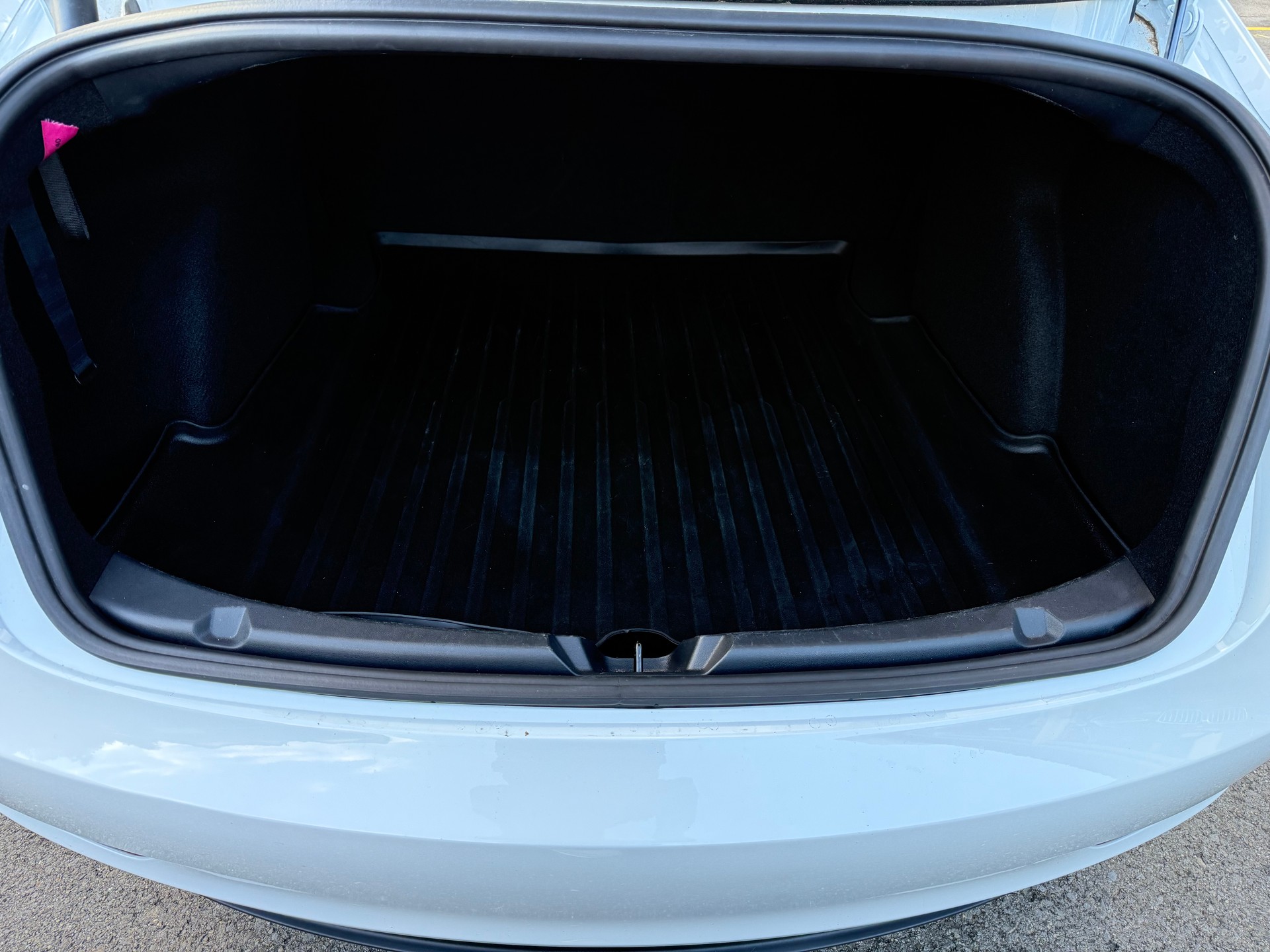 TESLA Model 3 BEW Long Range DUAL MOTOR AWD-image-6