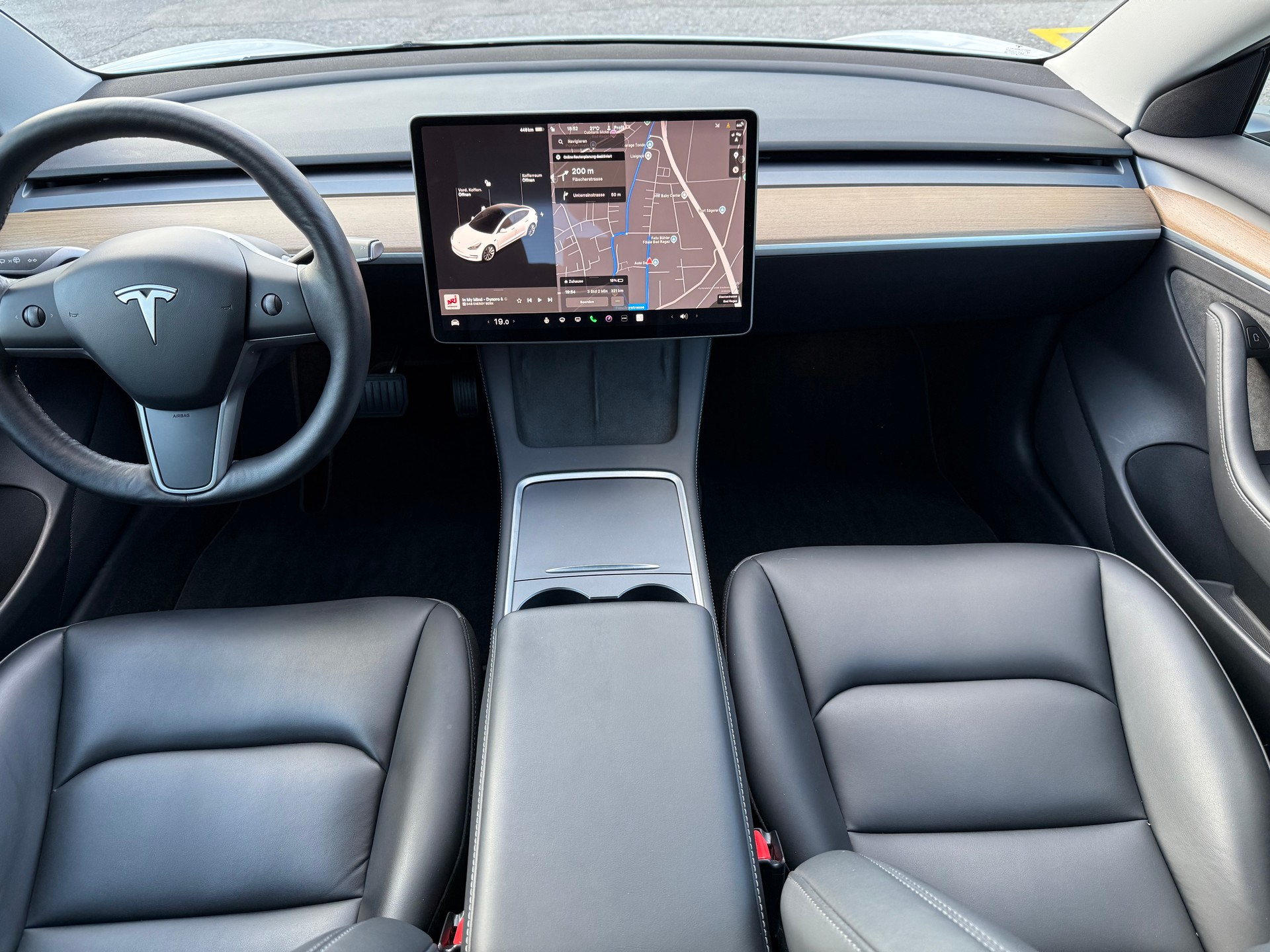 TESLA Model 3 BEW Long Range DUAL MOTOR AWD-image-14