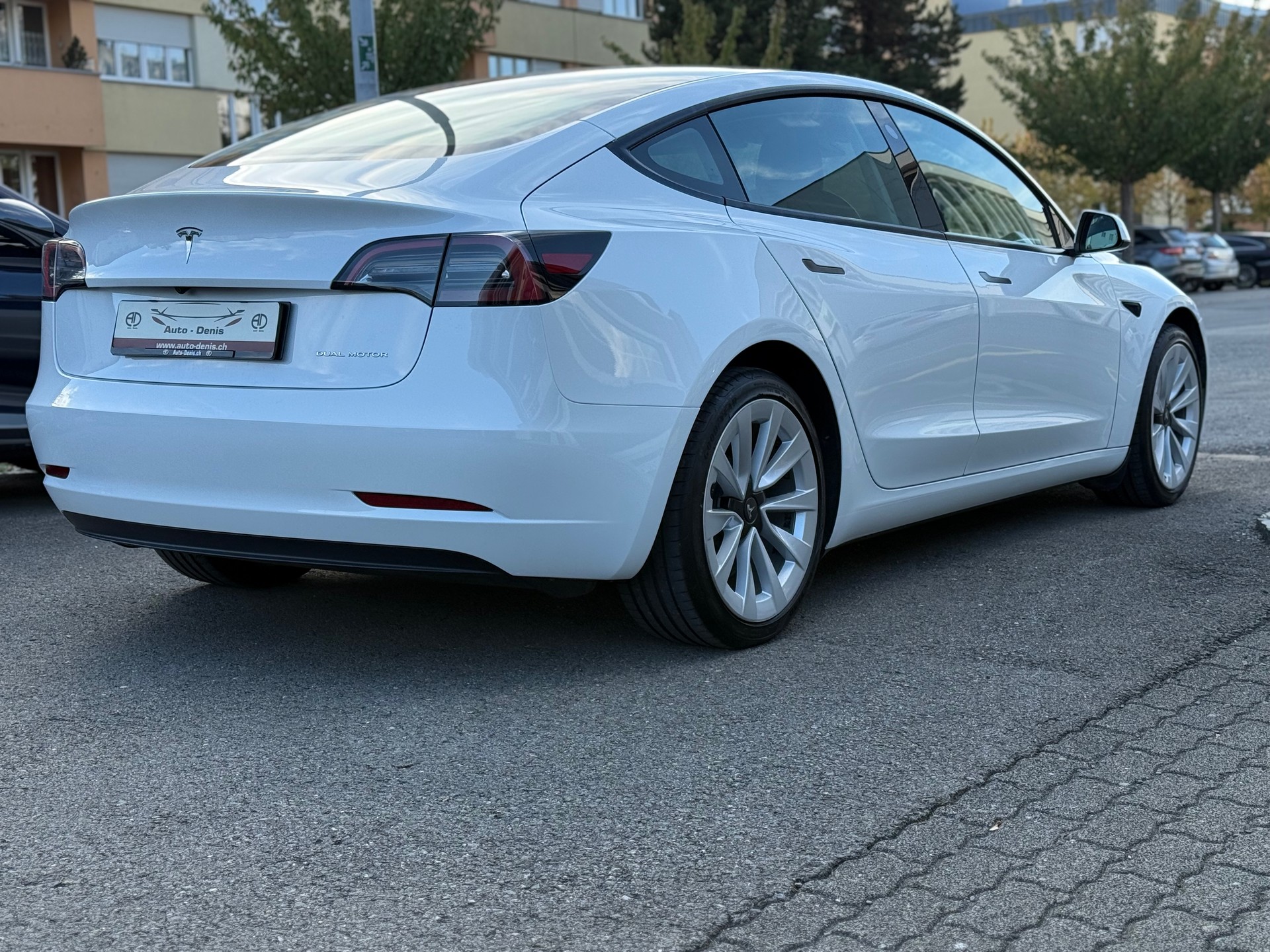 TESLA Model 3 BEW Long Range DUAL MOTOR AWD-image-3