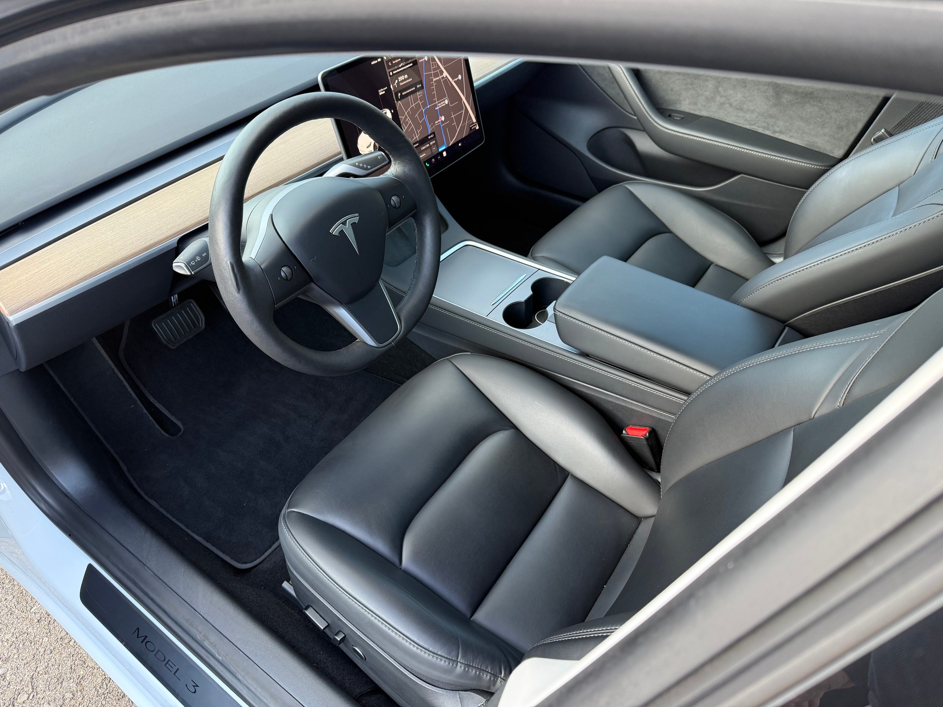 TESLA Model 3 BEW Long Range DUAL MOTOR AWD-image-17