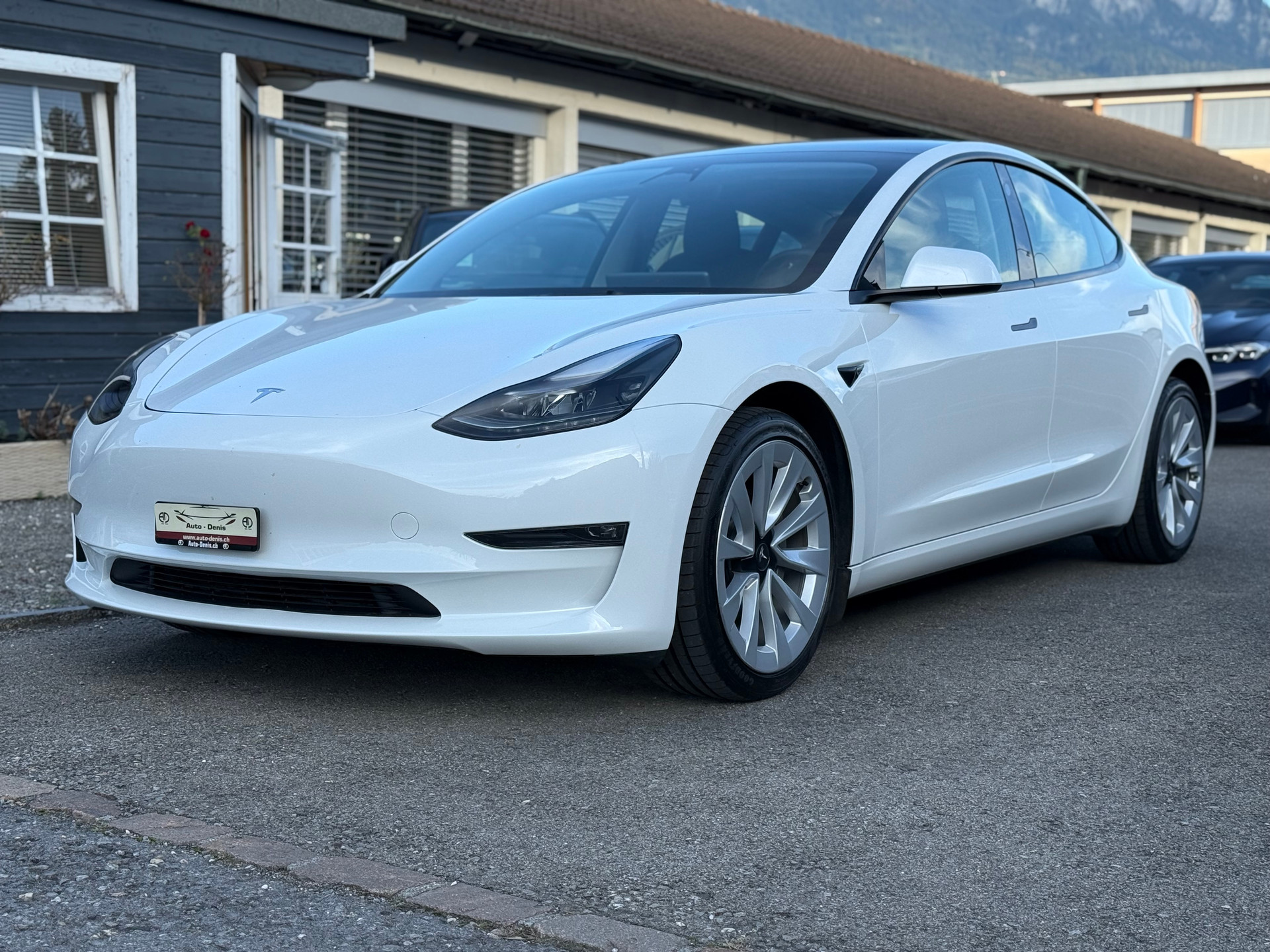 TESLA Model 3 BEW Long Range DUAL MOTOR AWD-image-0