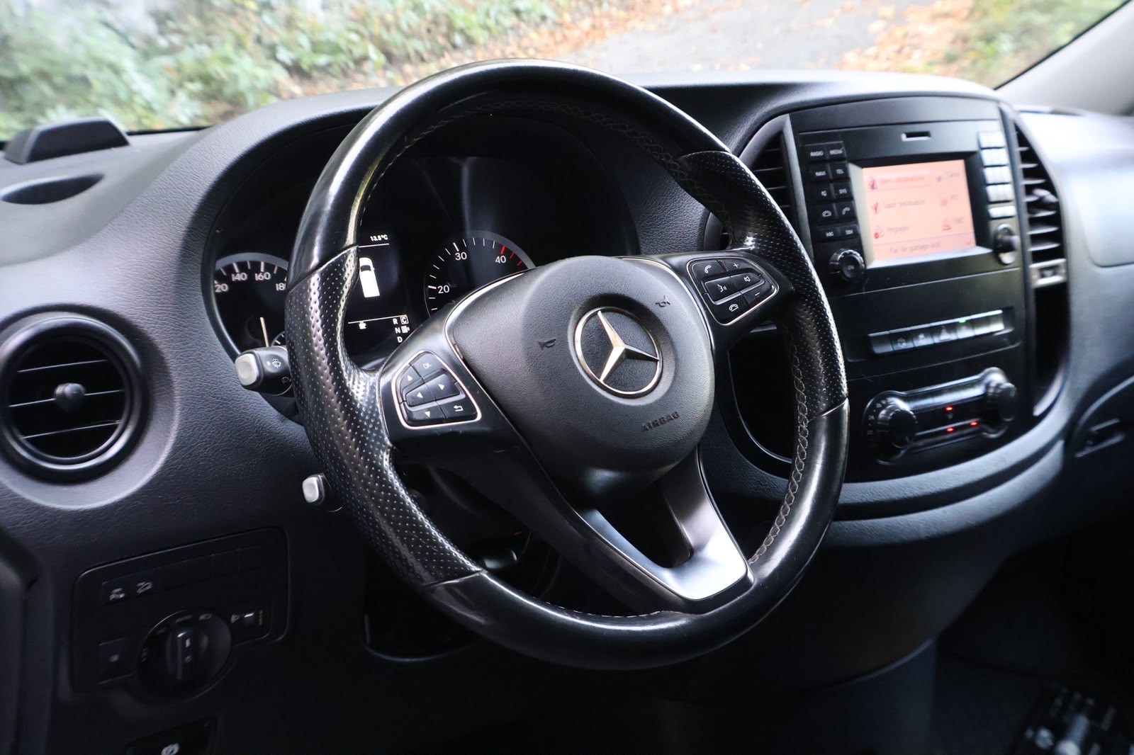 MERCEDES-BENZ Vito 116 BlueTEC 4Matic 7G-Tronic Euro 6-image-10