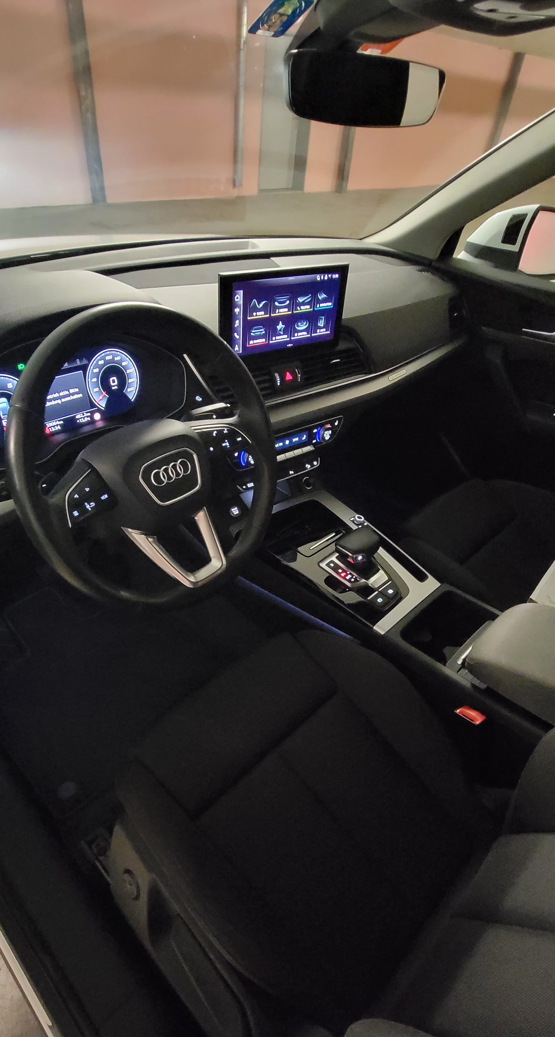 AUDI 2.0 45 TFSI Advanced quattro S-Tronic-image-5