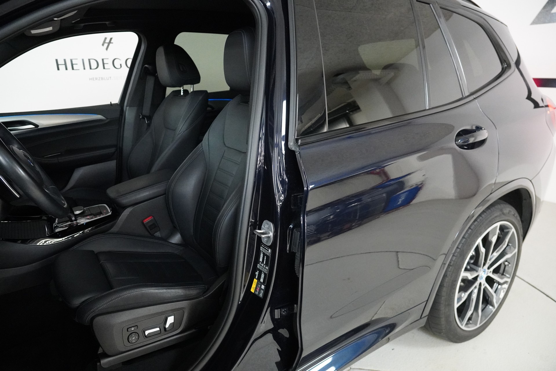 BMW X3 xDrive 30e M Sport-image-12