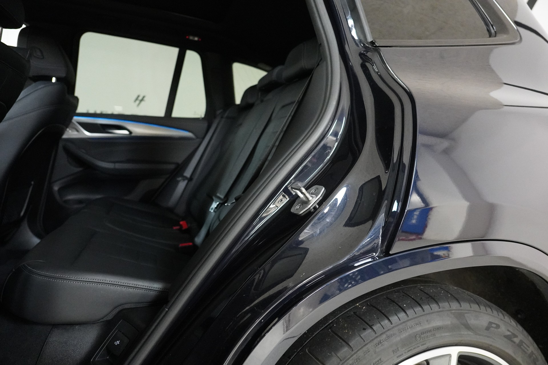 BMW X3 xDrive 30e M Sport-image-13
