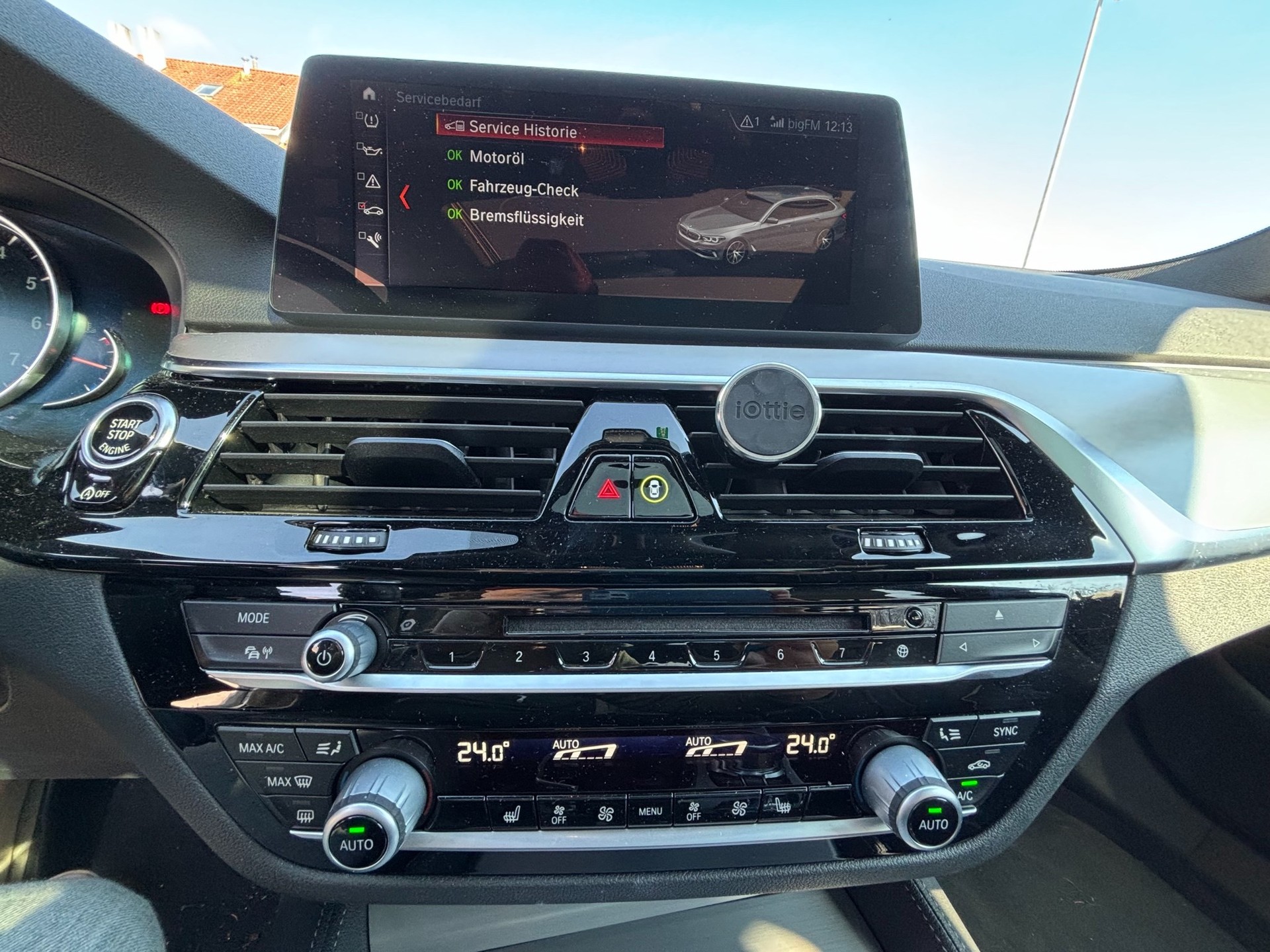 BMW 530i xDrive Touring M-Sportpaket Steptronic-image-4