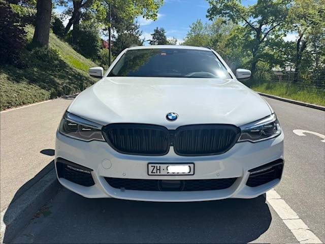 BMW 530i xDrive Touring M-Sportpaket Steptronic-image-1