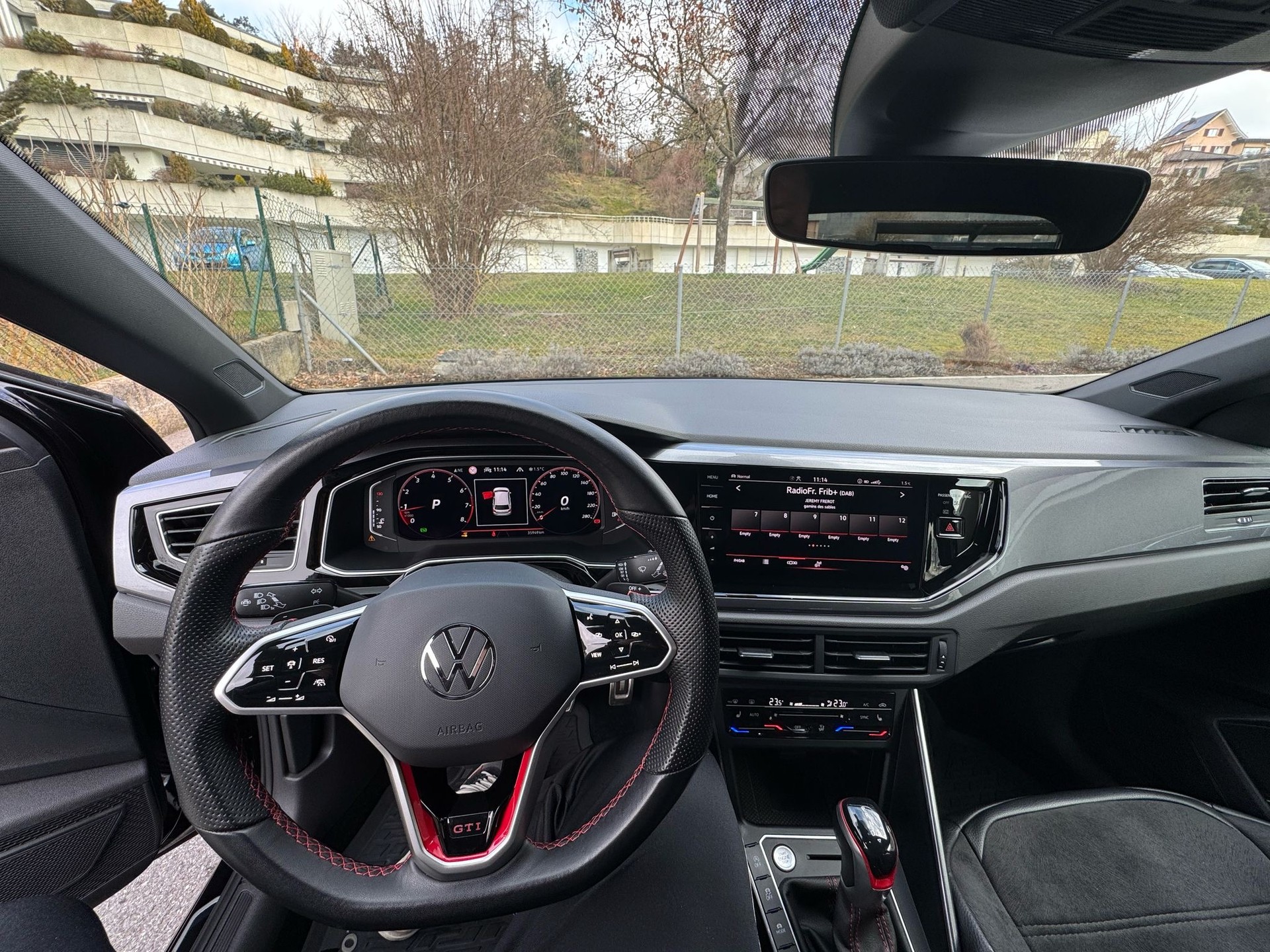 VW Polo 2.0 TSI GTI DSG-image-9