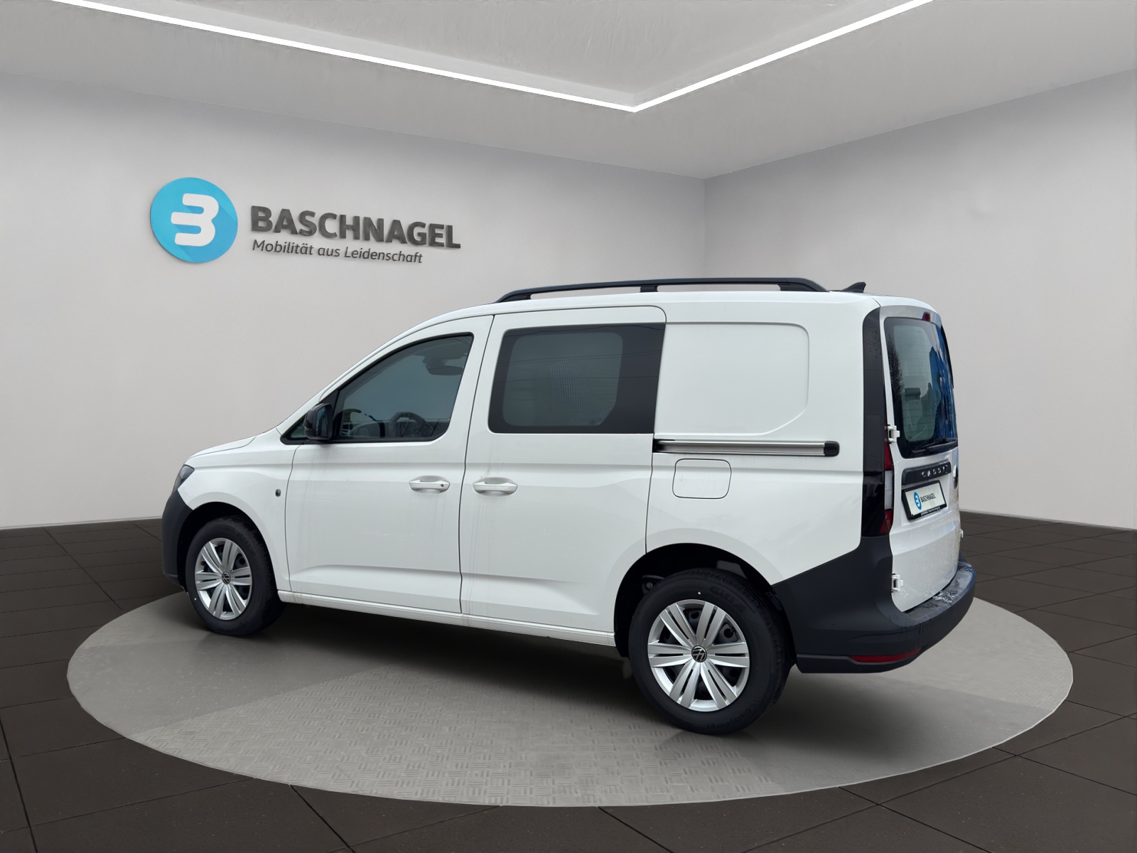 VW Caddy Cargo 1.5 TSI Entry-image-2