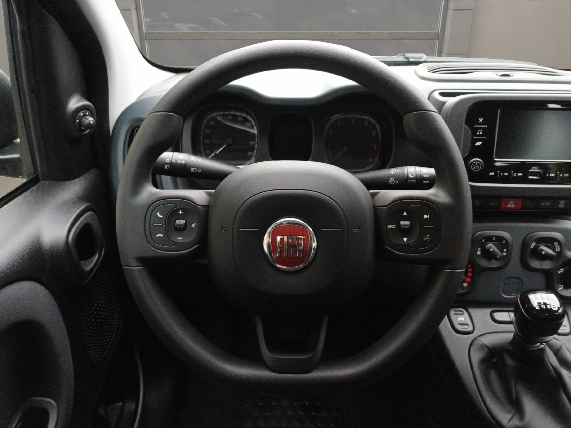 FIAT Panda 1.0 Hybrid City Life-image-8