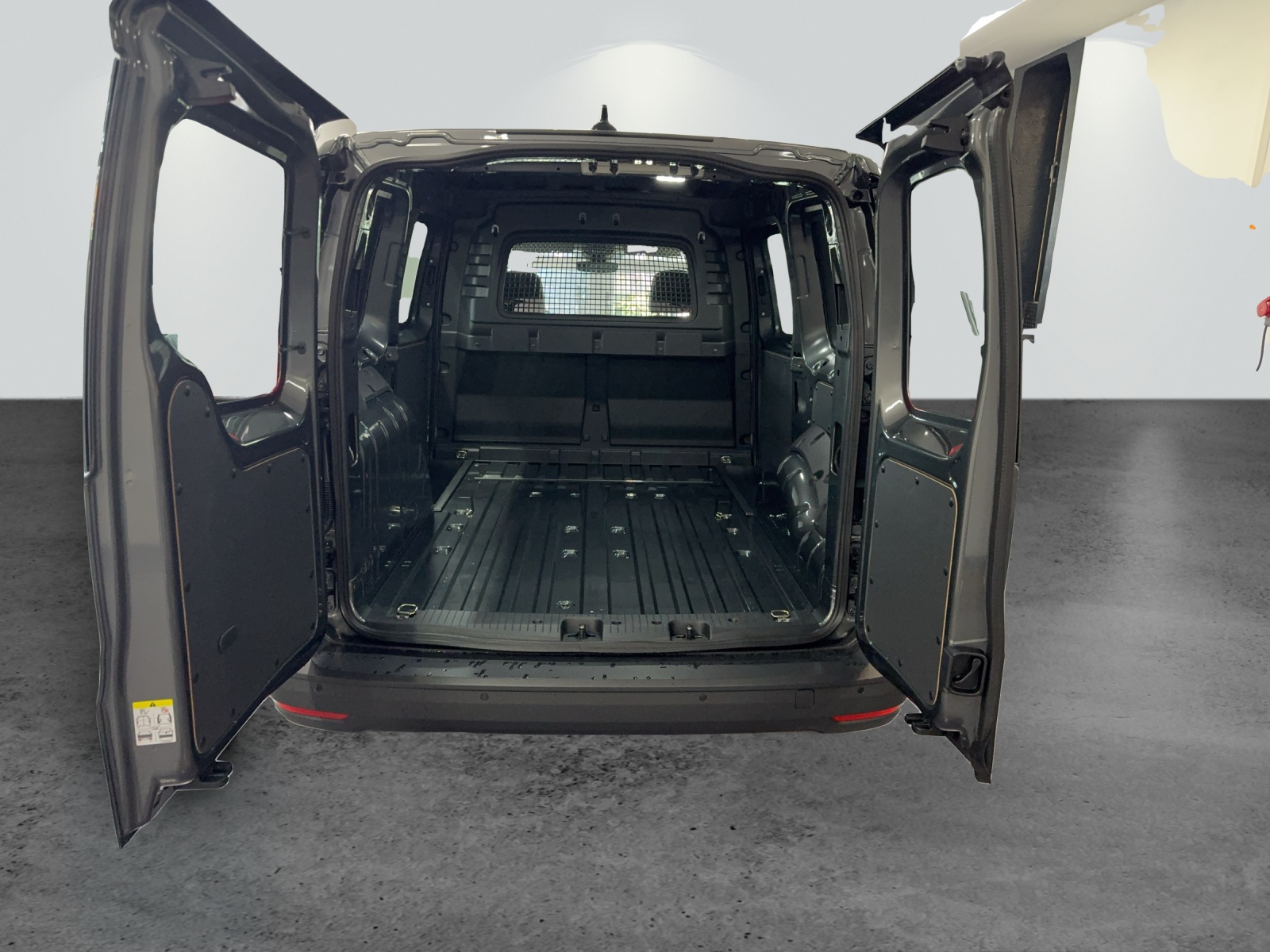 VW Caddy Cargo 1.5TSI Entry Maxi DSG-image-9
