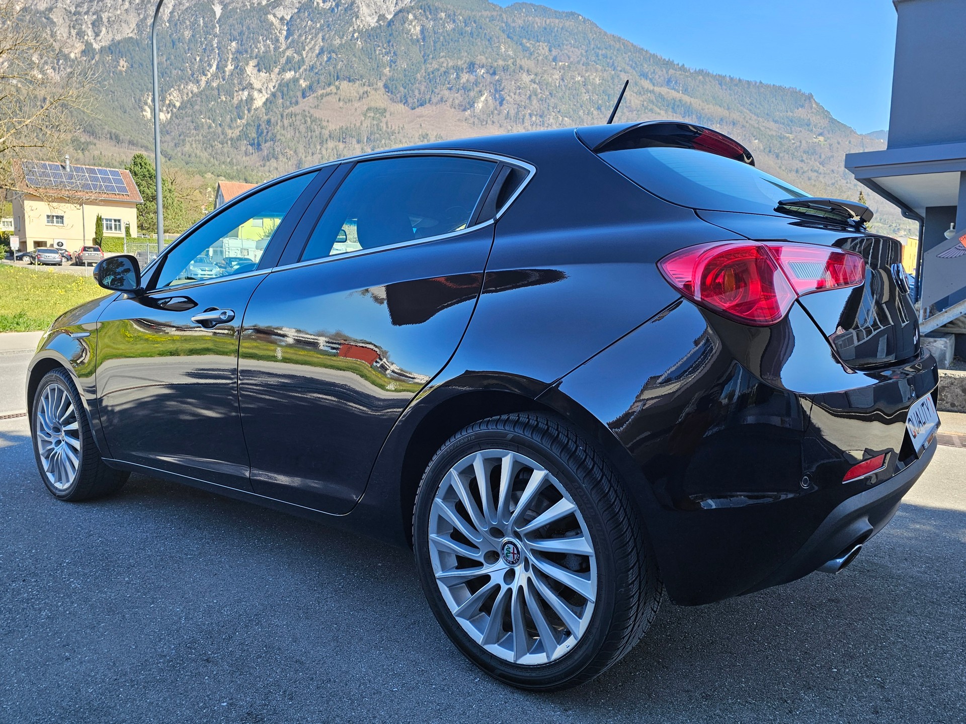 ALFA ROMEO Giulietta 1.6 JTDM TCT-image-2