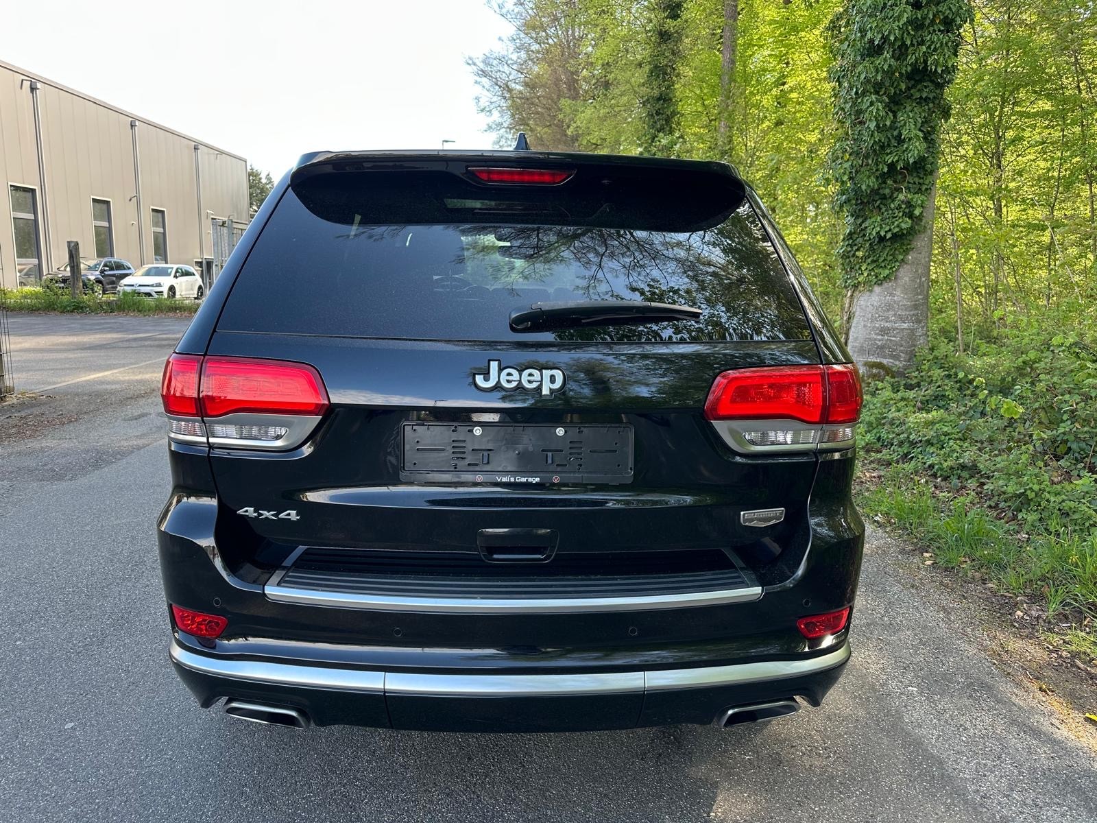 JEEP Grand Cherokee 3.0 CRD Summit Automatic-image-5