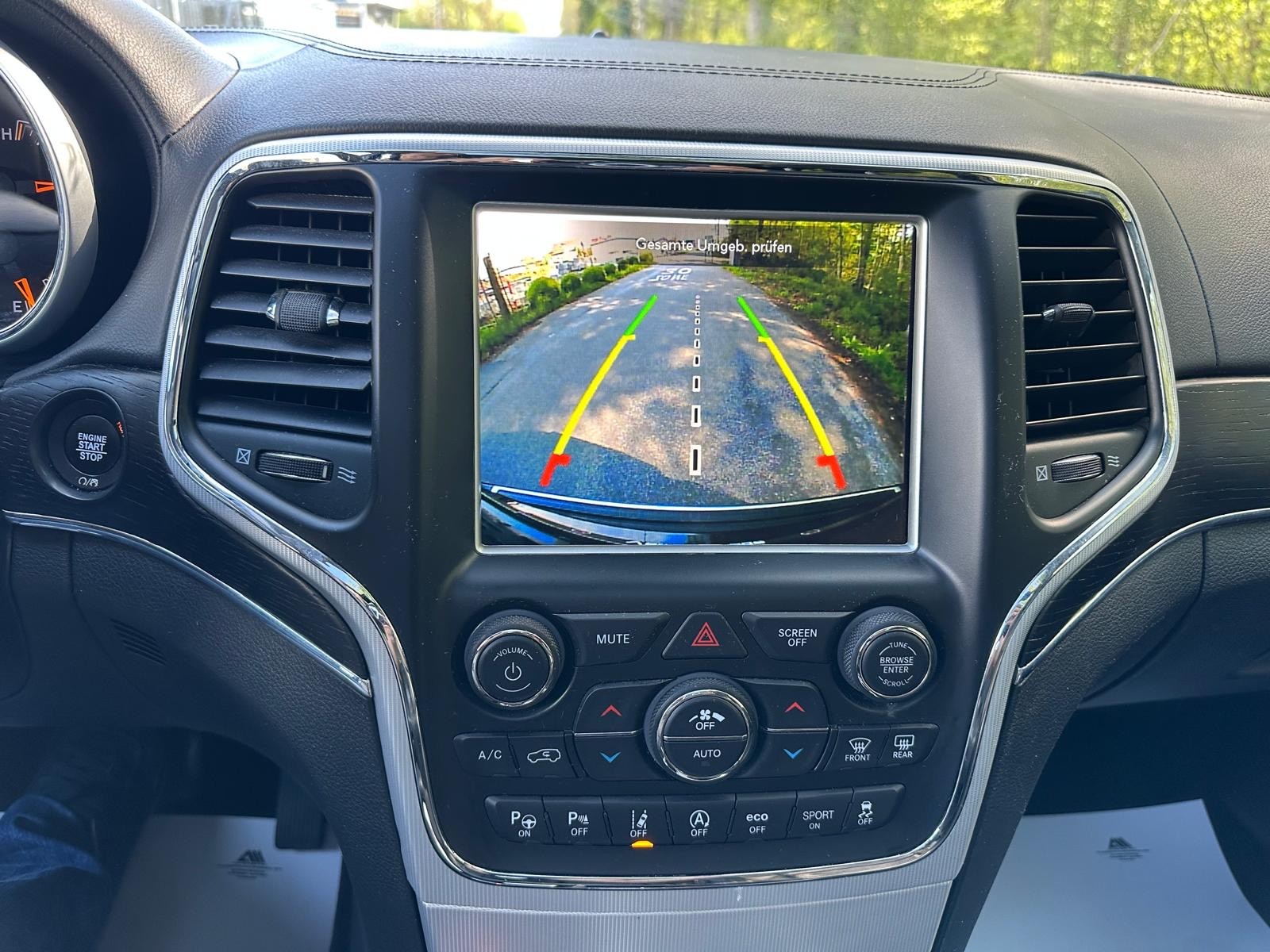 JEEP Grand Cherokee 3.0 CRD Summit Automatic-image-13