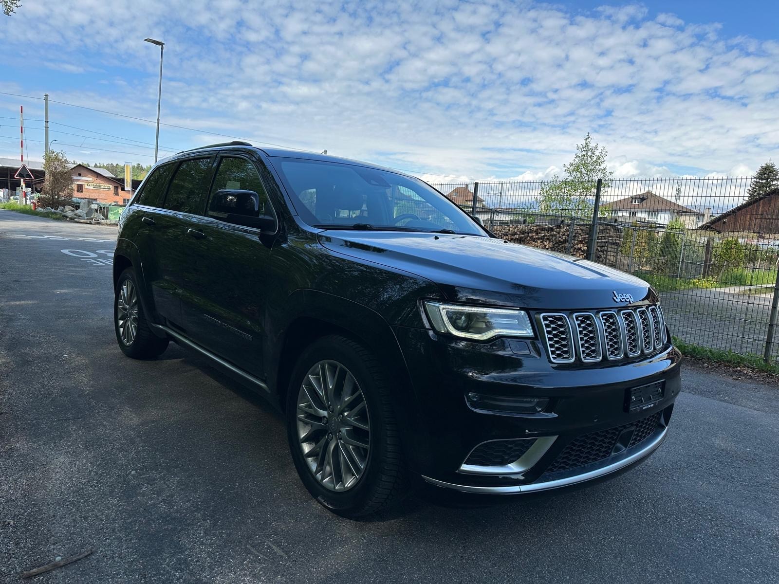 JEEP Grand Cherokee 3.0 CRD Summit Automatic-image-0
