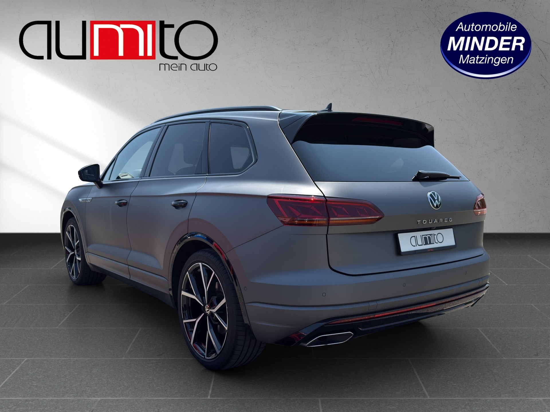 VW Touareg 3.0 TDI R Line Tiptronic-image-4