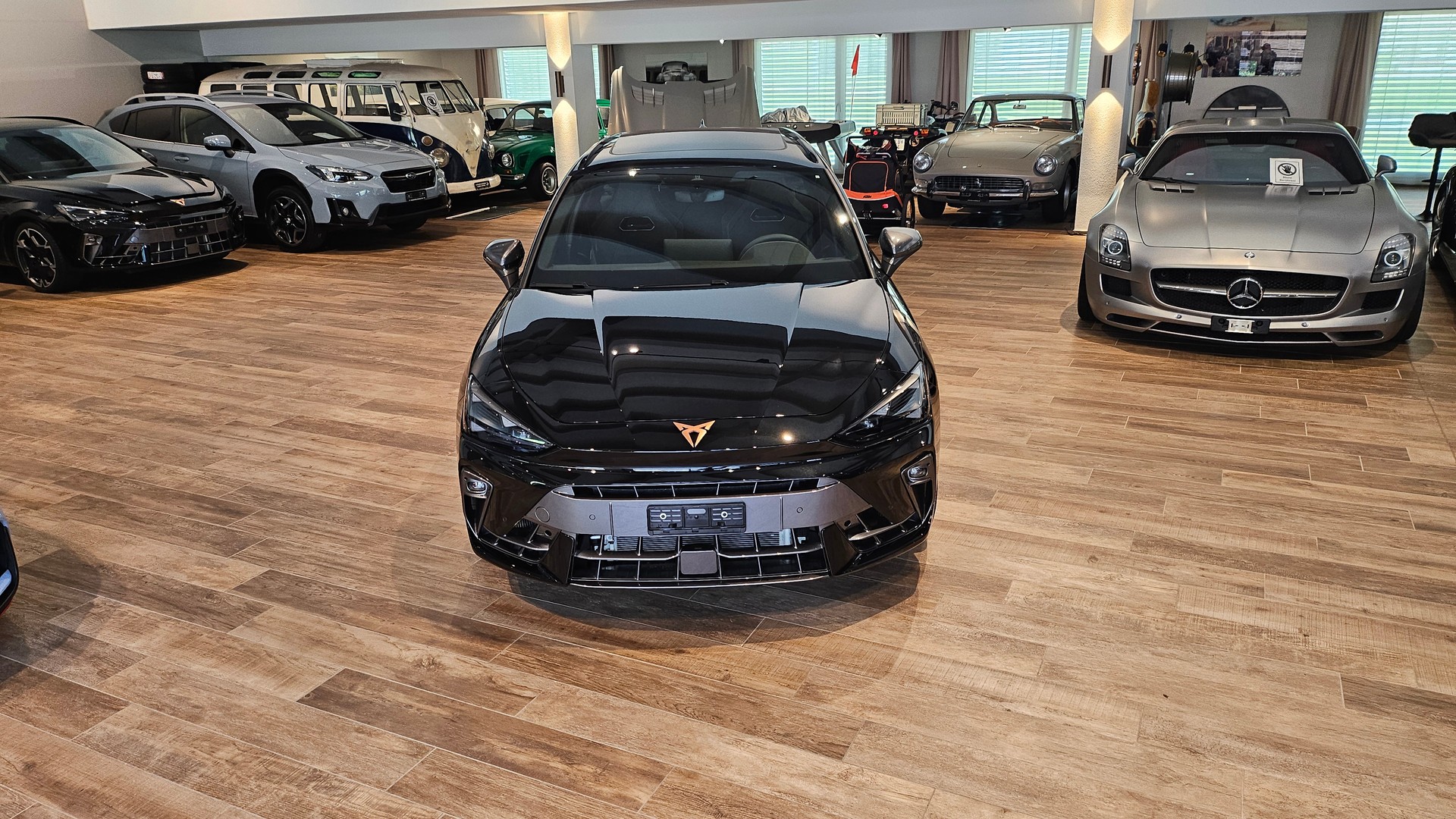 CUPRA LEON ST 2.0 TSI VZ DSG 4Drive 370 PS-image-4