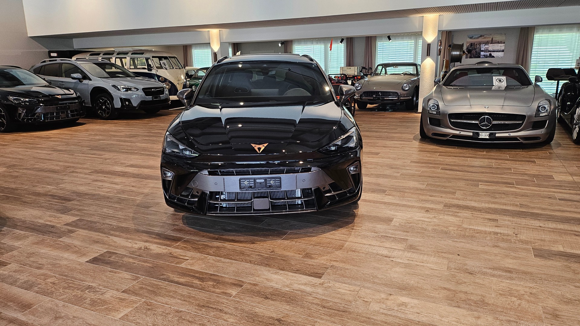 CUPRA LEON ST 2.0 TSI VZ DSG 4Drive 370 PS-image-3
