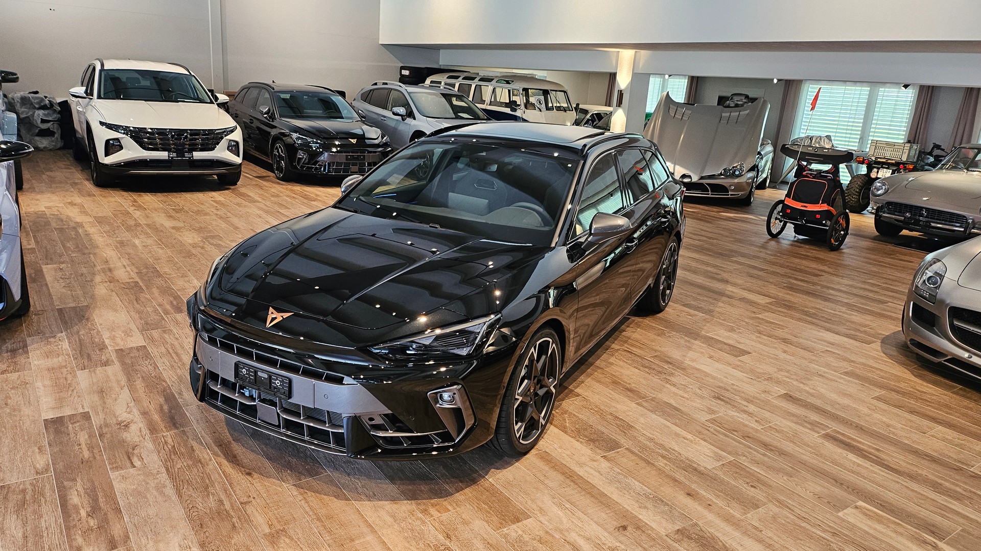 CUPRA LEON ST 2.0 TSI VZ DSG 4Drive 370 PS-image-2