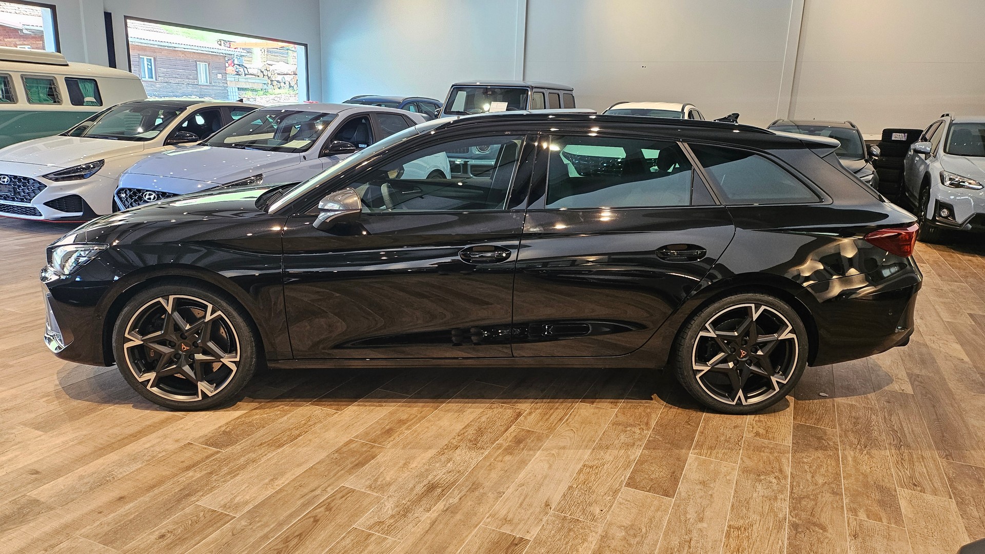 CUPRA LEON ST 2.0 TSI VZ DSG 4Drive 370 PS-image-15