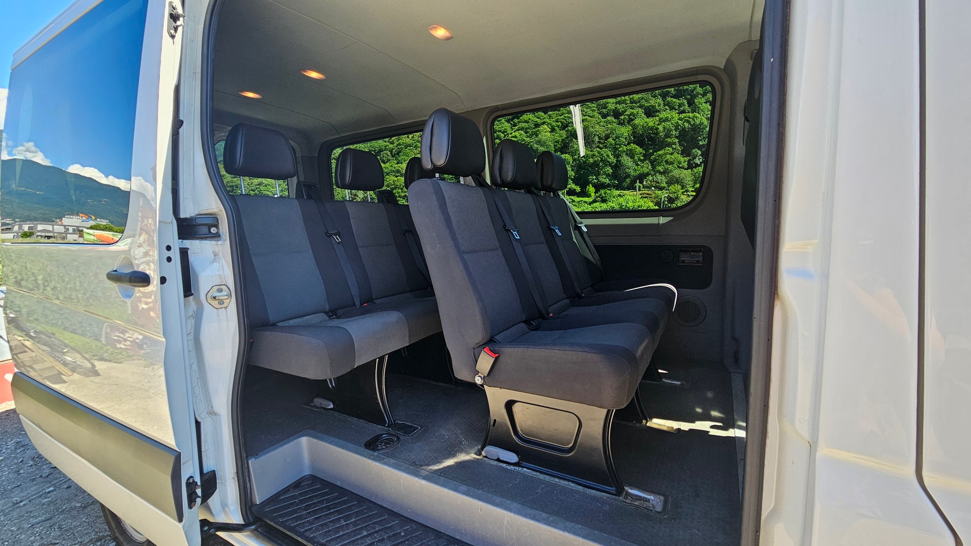 VW Crafter 35 2.0 BiTDI CR-image-3