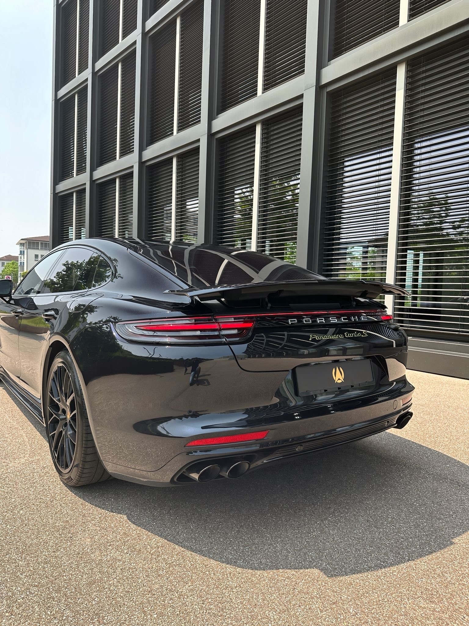PORSCHE Panamera Turbo S E-Hybrid PDK-image-8