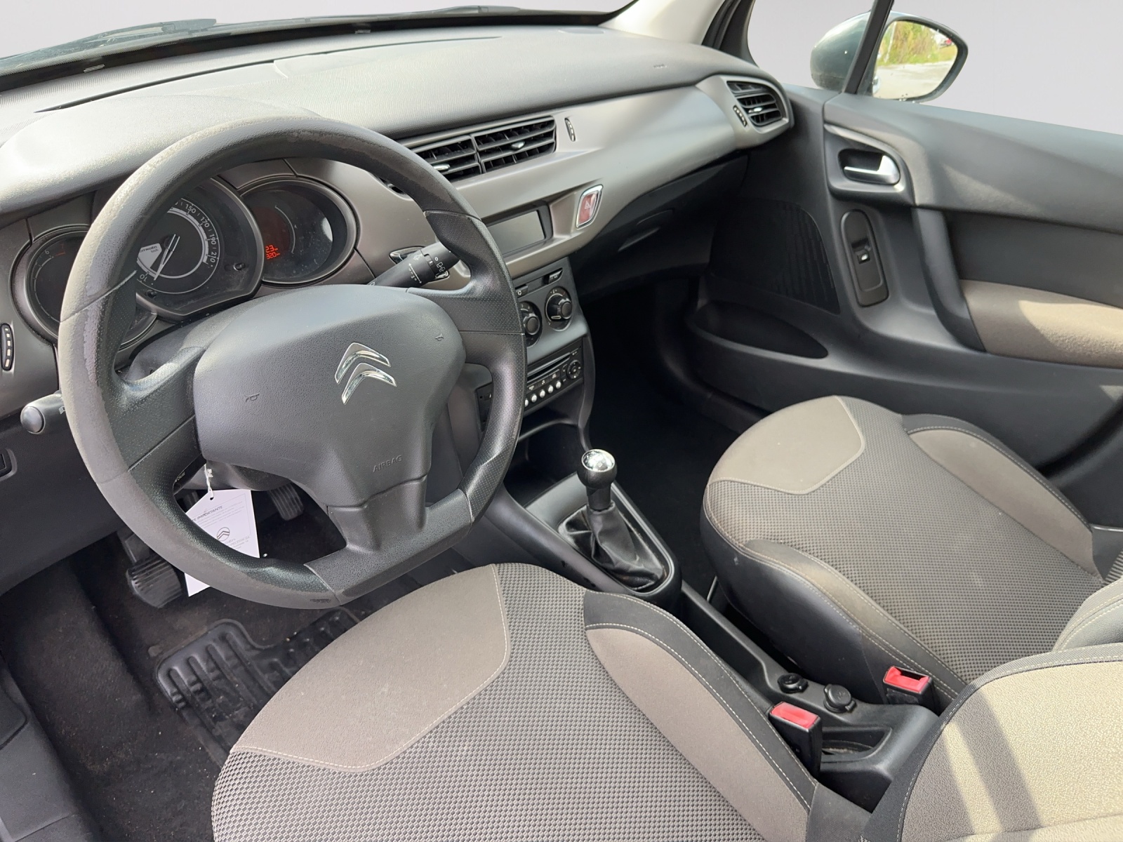 CITROEN C3 1.2i Tonic-image-8