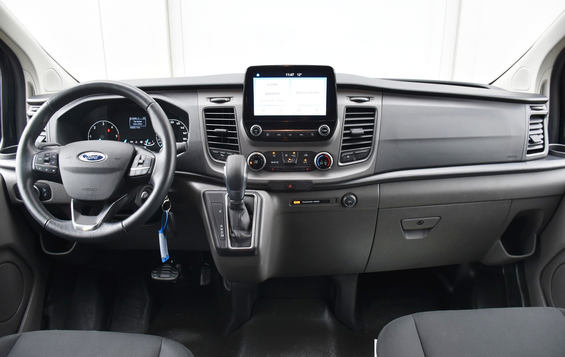 FORD Transit Custom 320 L1 Trend Automat-image-9