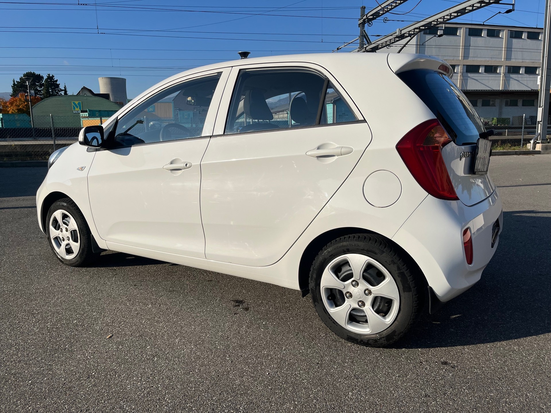 KIA Picanto 1.0 CVVT Trend-image-1