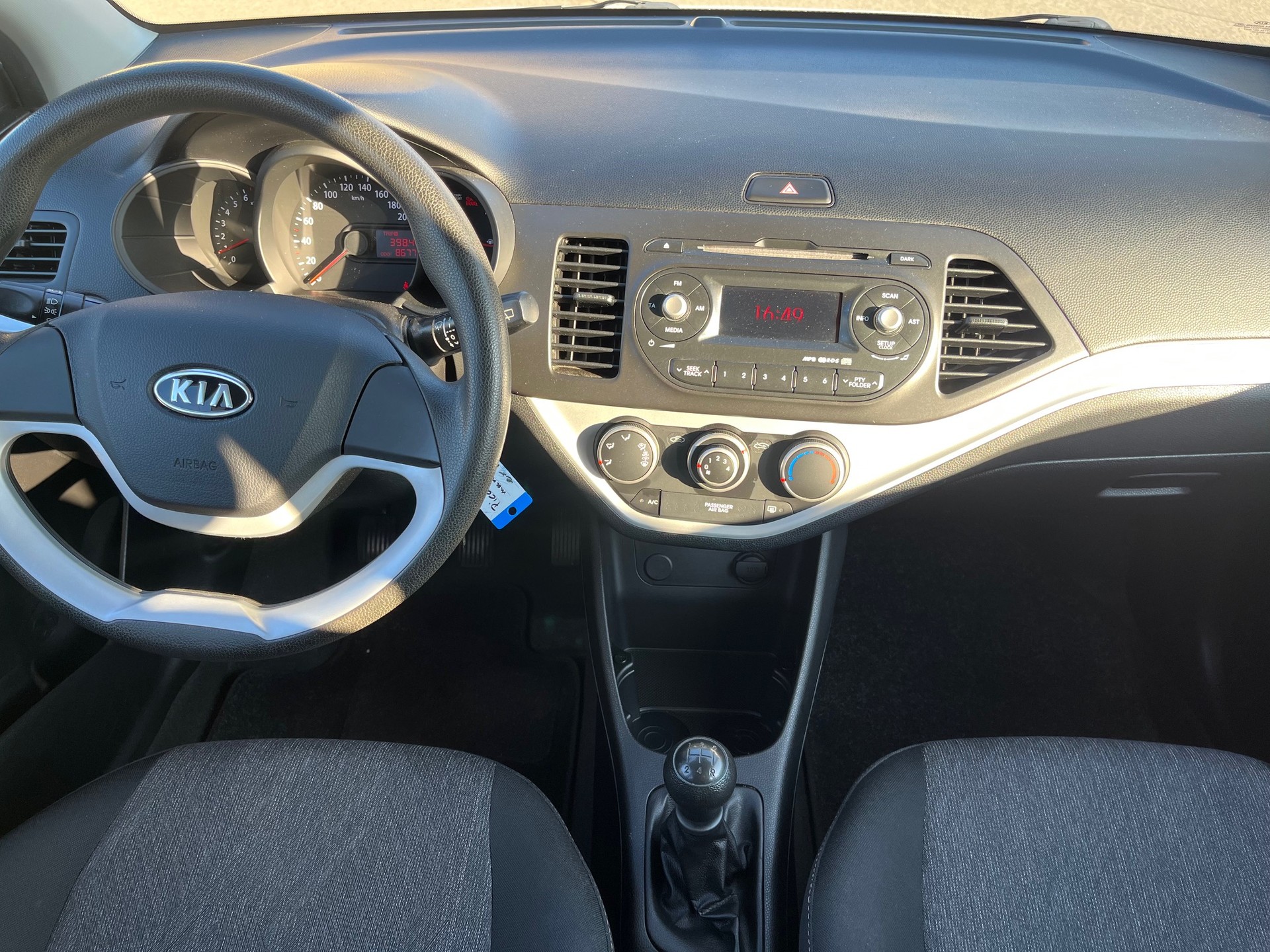 KIA Picanto 1.0 CVVT Trend-image-6