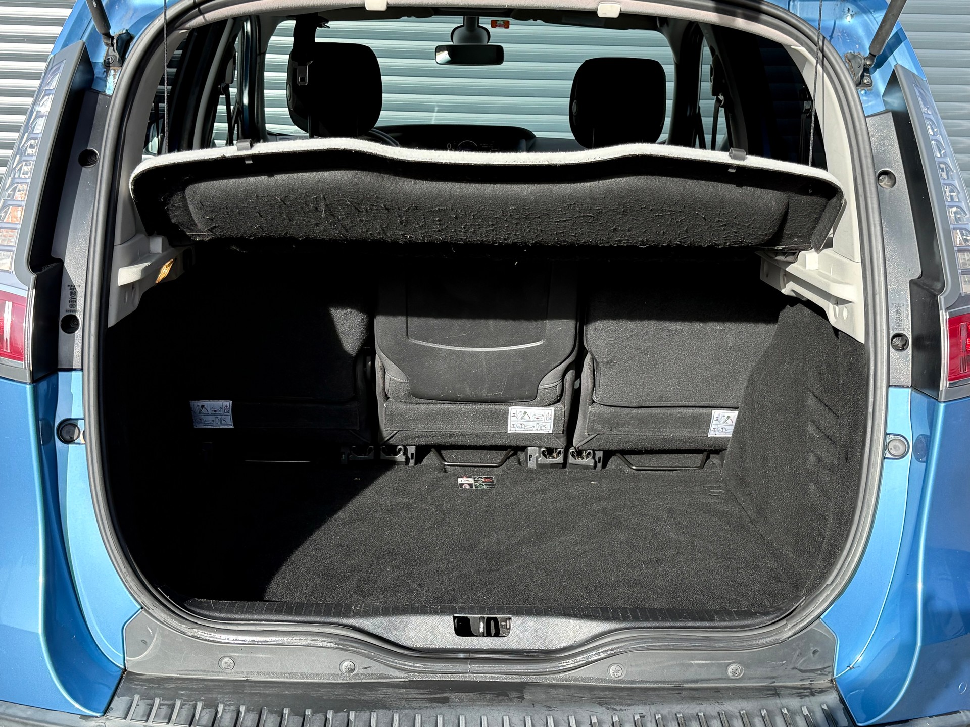 RENAULT Scénic 1.5 dCi Expression EDC Frisch ab MFK-image-12