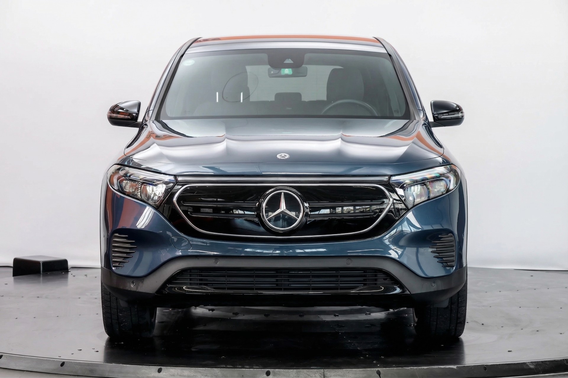 MERCEDES-BENZ EQB 350 4Matic-image-1