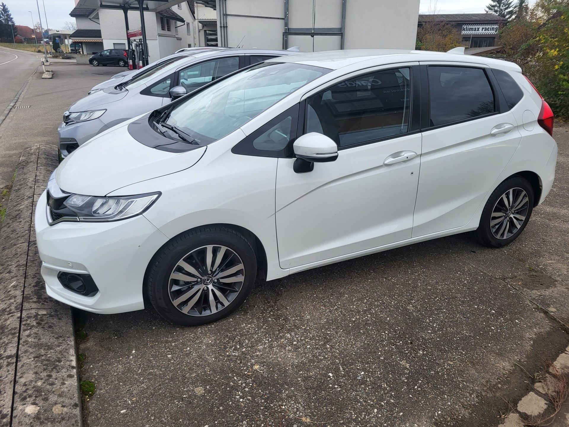 HONDA Jazz 1.3i-VTEC Elegance CVT-image-1