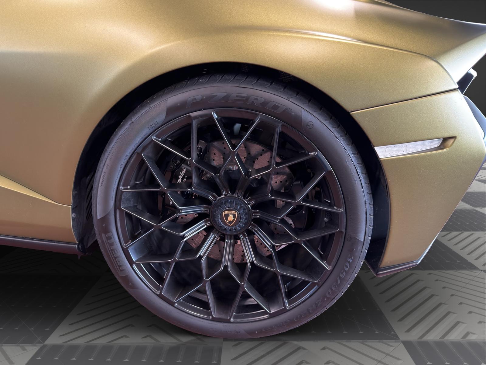 LAMBORGHINI Huracan STO Coupé DCT RWD-image-20