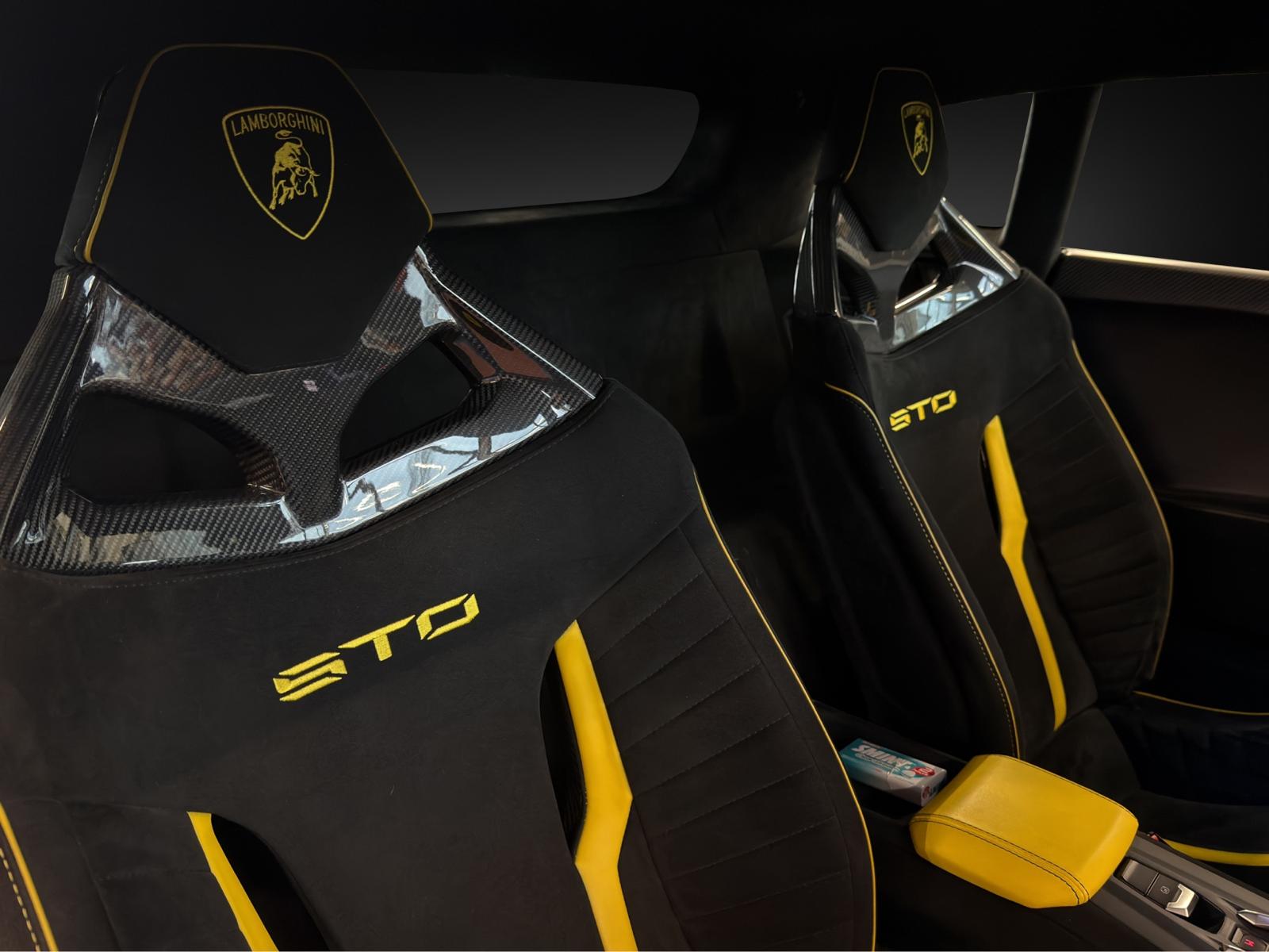 LAMBORGHINI Huracan STO Coupé DCT RWD-image-14