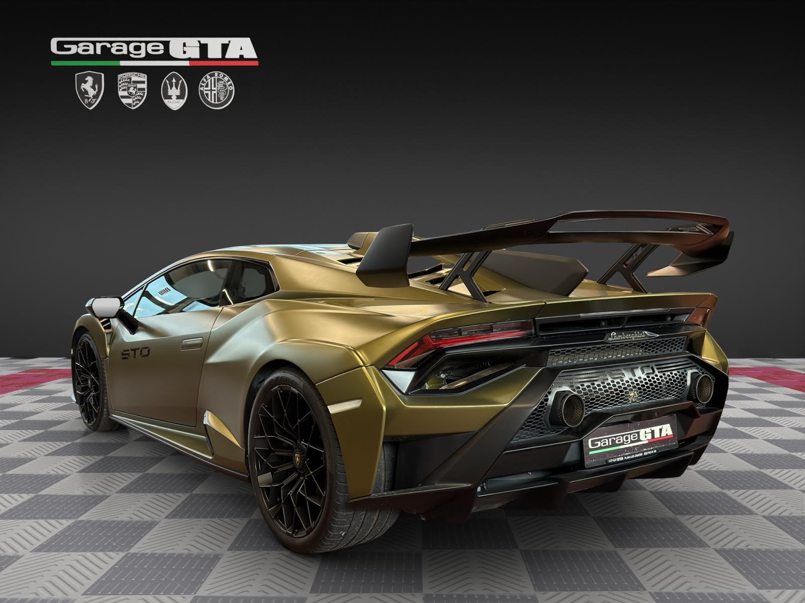 LAMBORGHINI Huracan STO Coupé DCT RWD-image-2