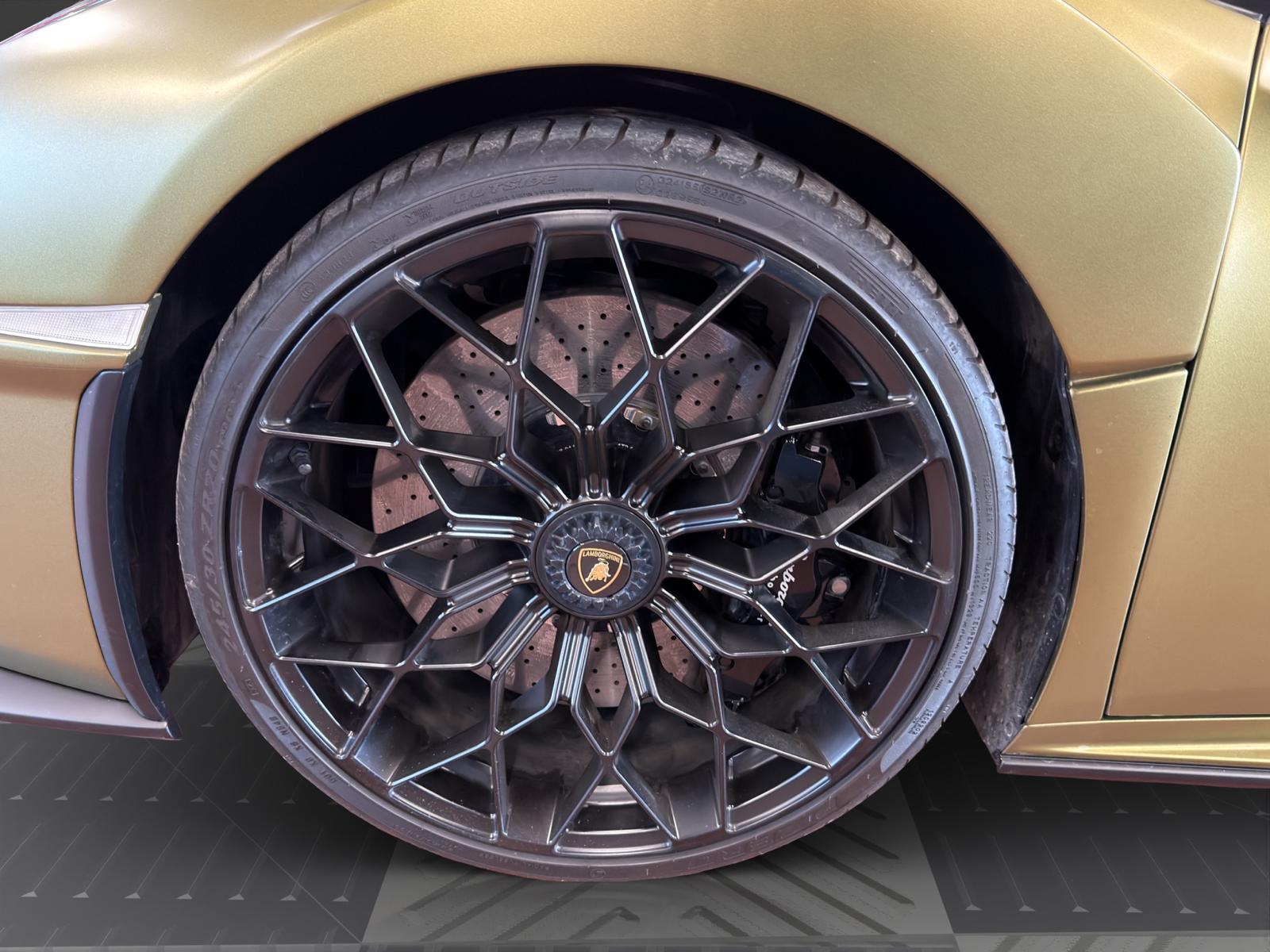 LAMBORGHINI Huracan STO Coupé DCT RWD-image-21