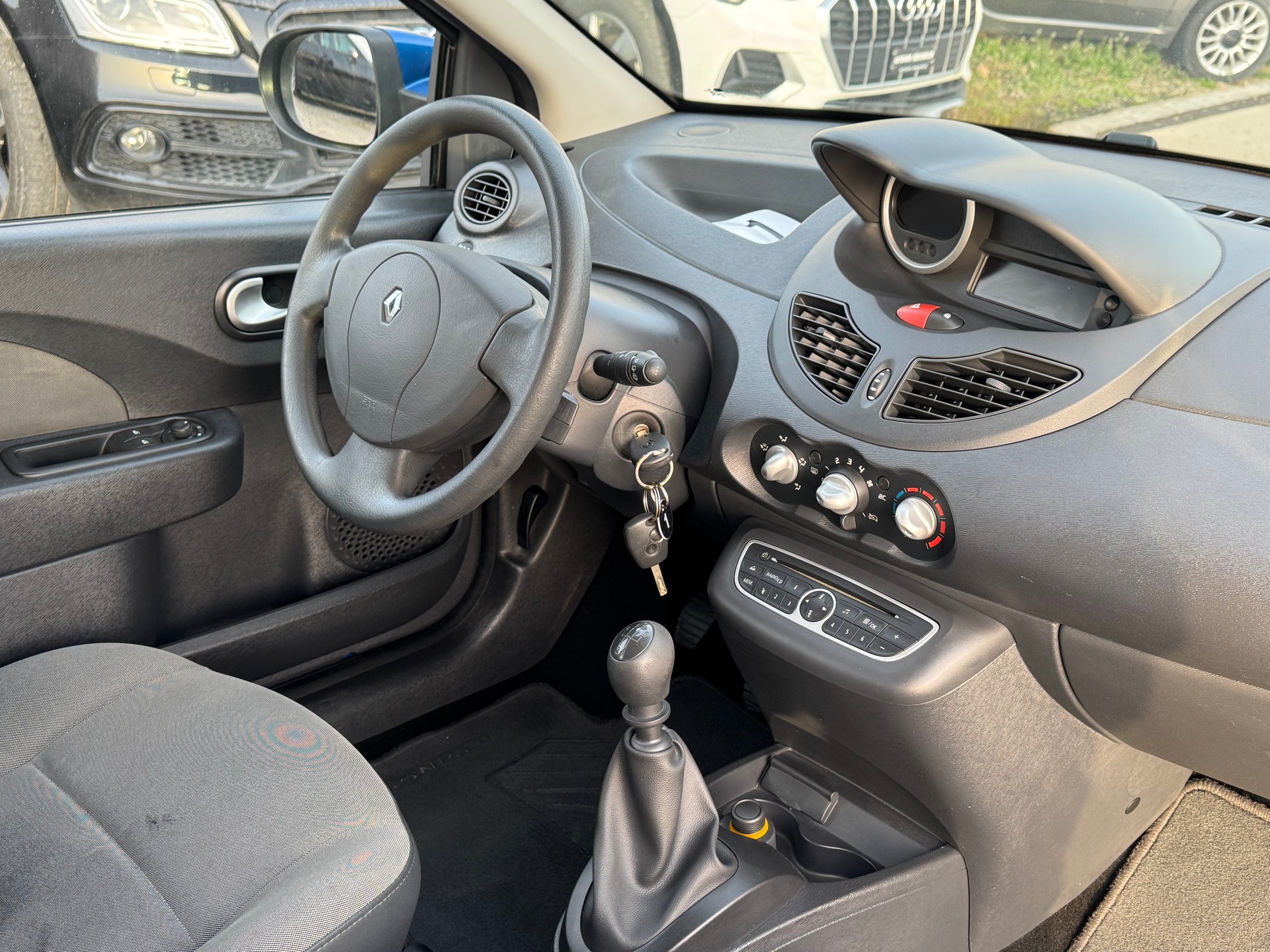 RENAULT Twingo 1.2 16V Dynamique-image-6