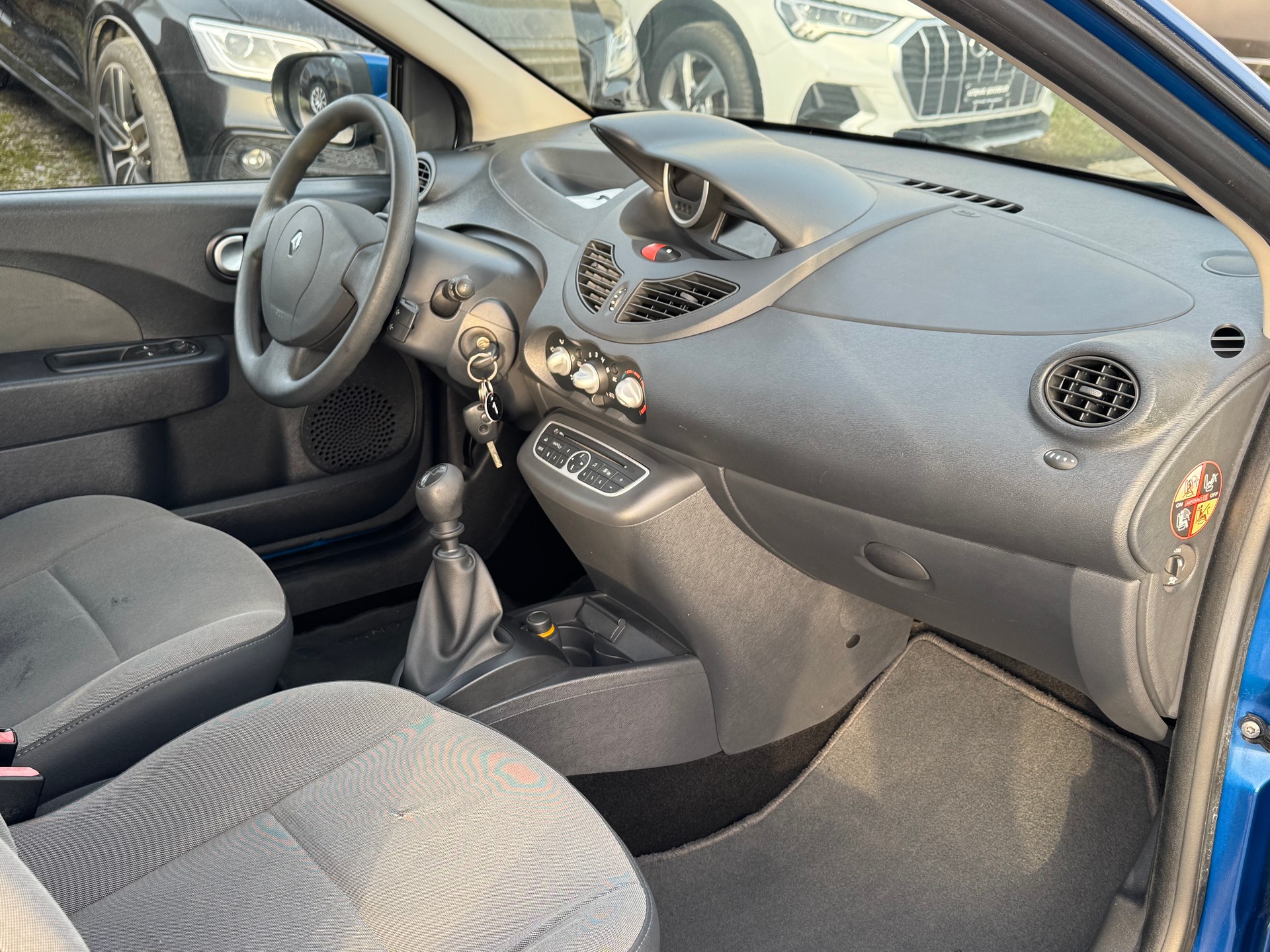 RENAULT Twingo 1.2 16V Dynamique-image-5