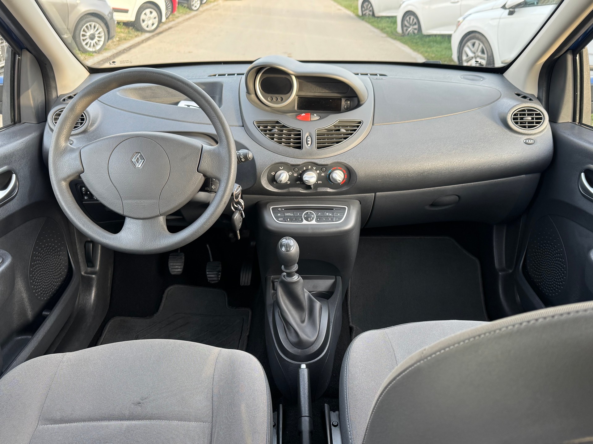 RENAULT Twingo 1.2 16V Dynamique-image-7