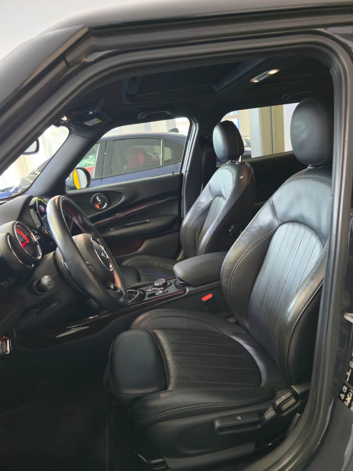 MINI Clubman Cooper John Cooper Works ALL4 Steptronic-image-7