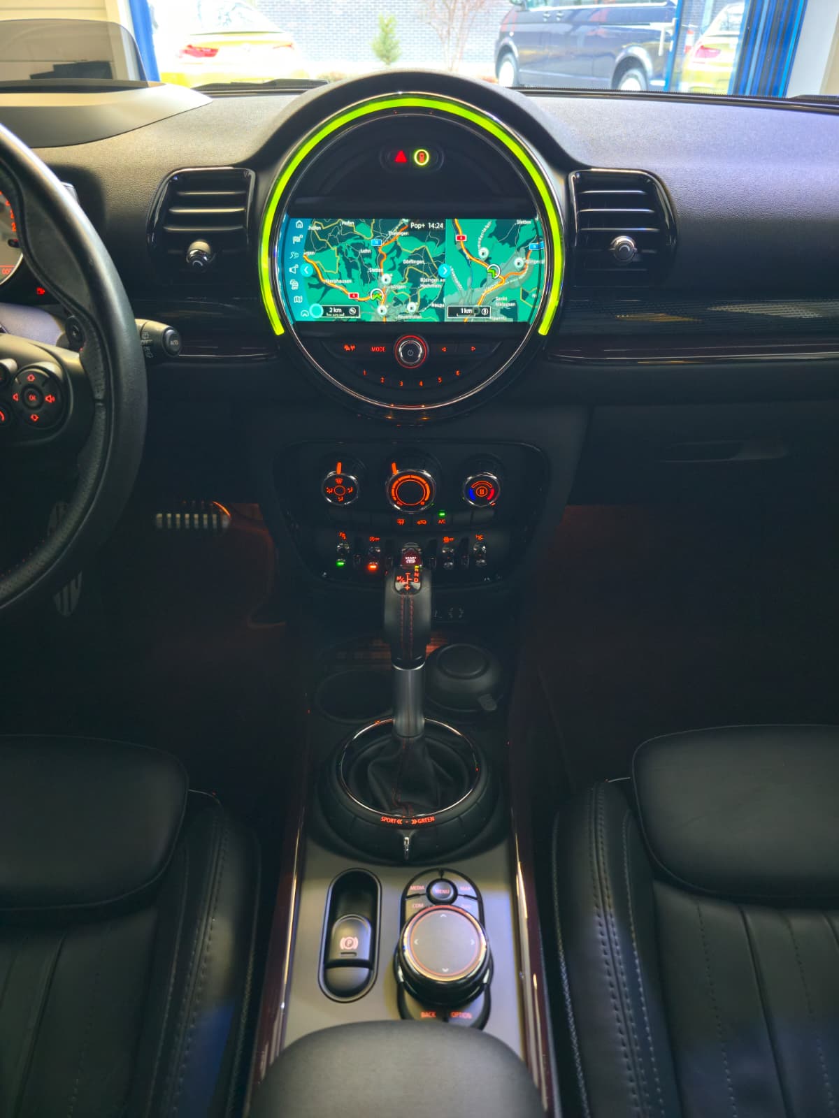 MINI Clubman Cooper John Cooper Works ALL4 Steptronic-image-13