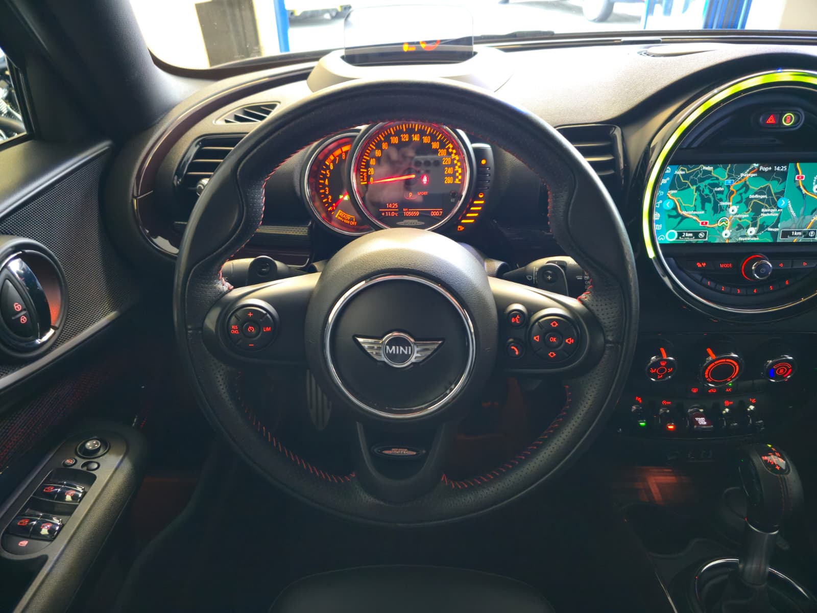 MINI Clubman Cooper John Cooper Works ALL4 Steptronic-image-12