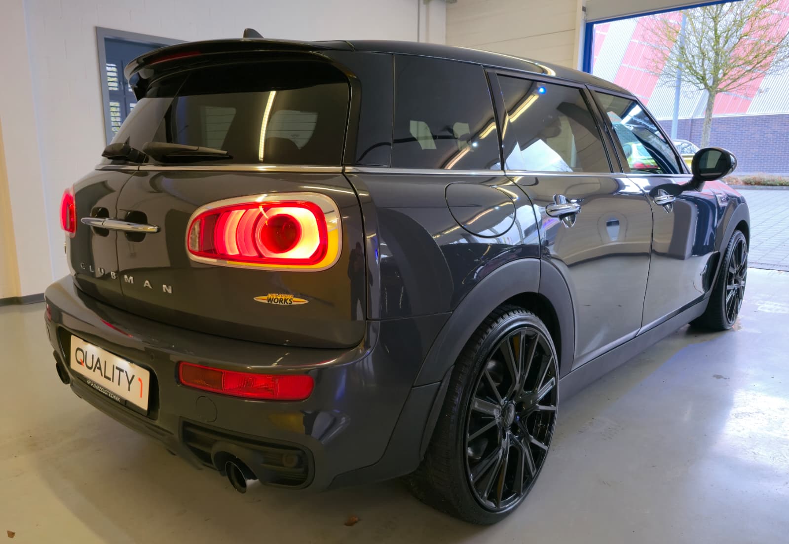 MINI Clubman Cooper John Cooper Works ALL4 Steptronic-image-4