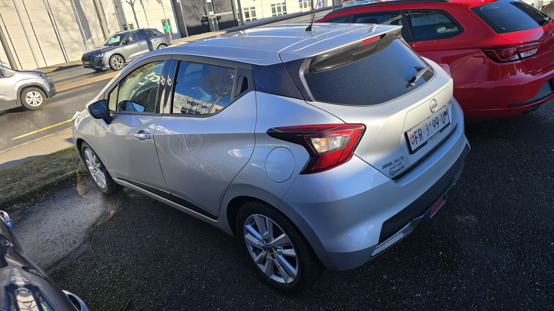 NISSAN Micra IG-T 100 n-sport Xtronic Navigation , PDC, 8 pneus (frisch MFK, exp.2.2026)-image-5