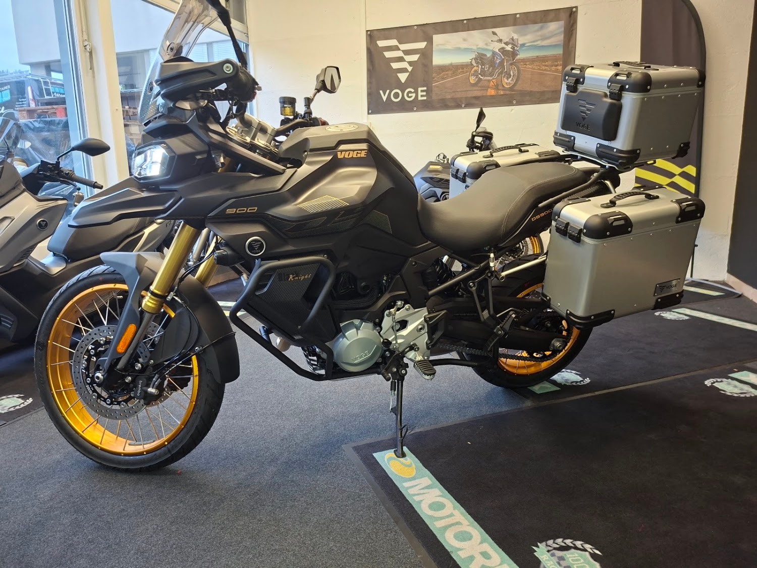 VOGE 900DSX-image-3