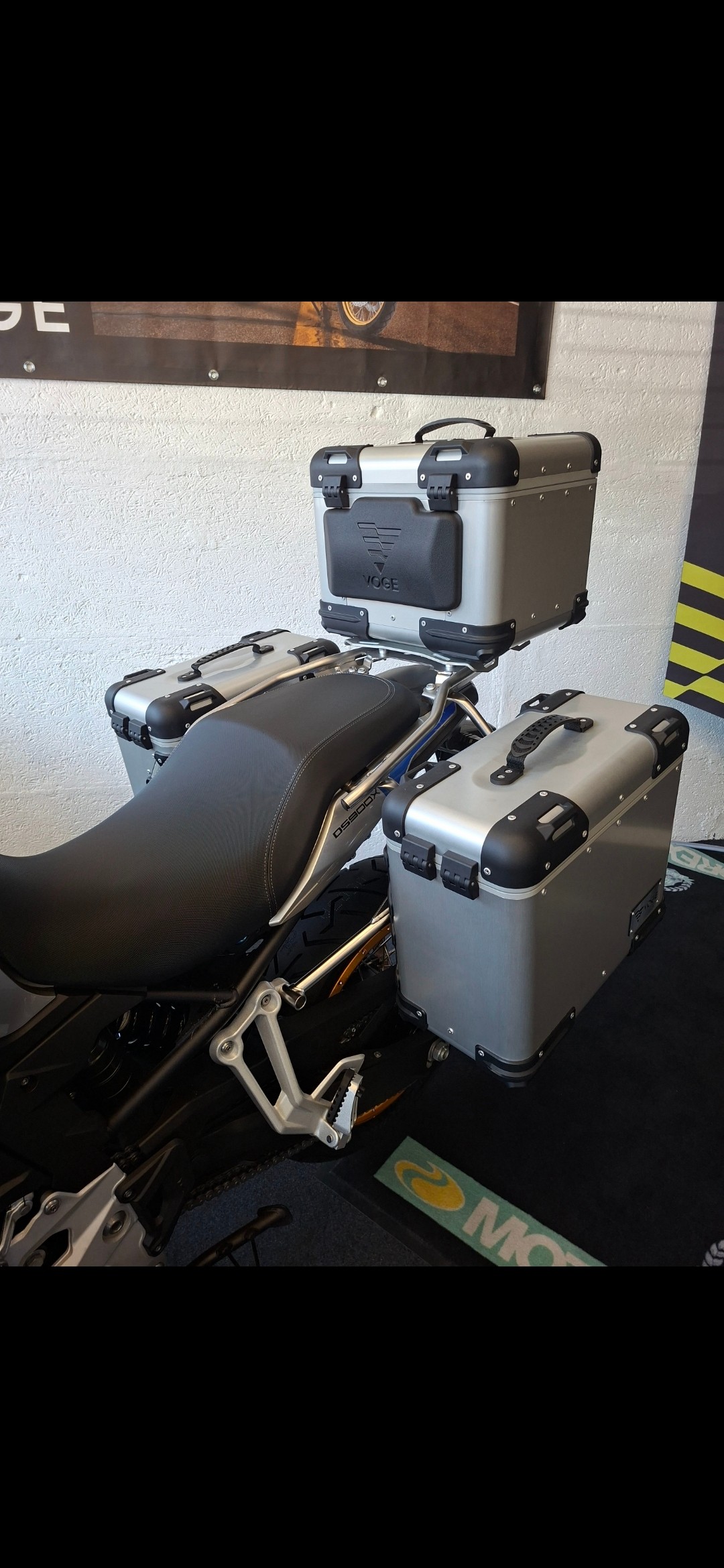 VOGE 900DSX-image-8