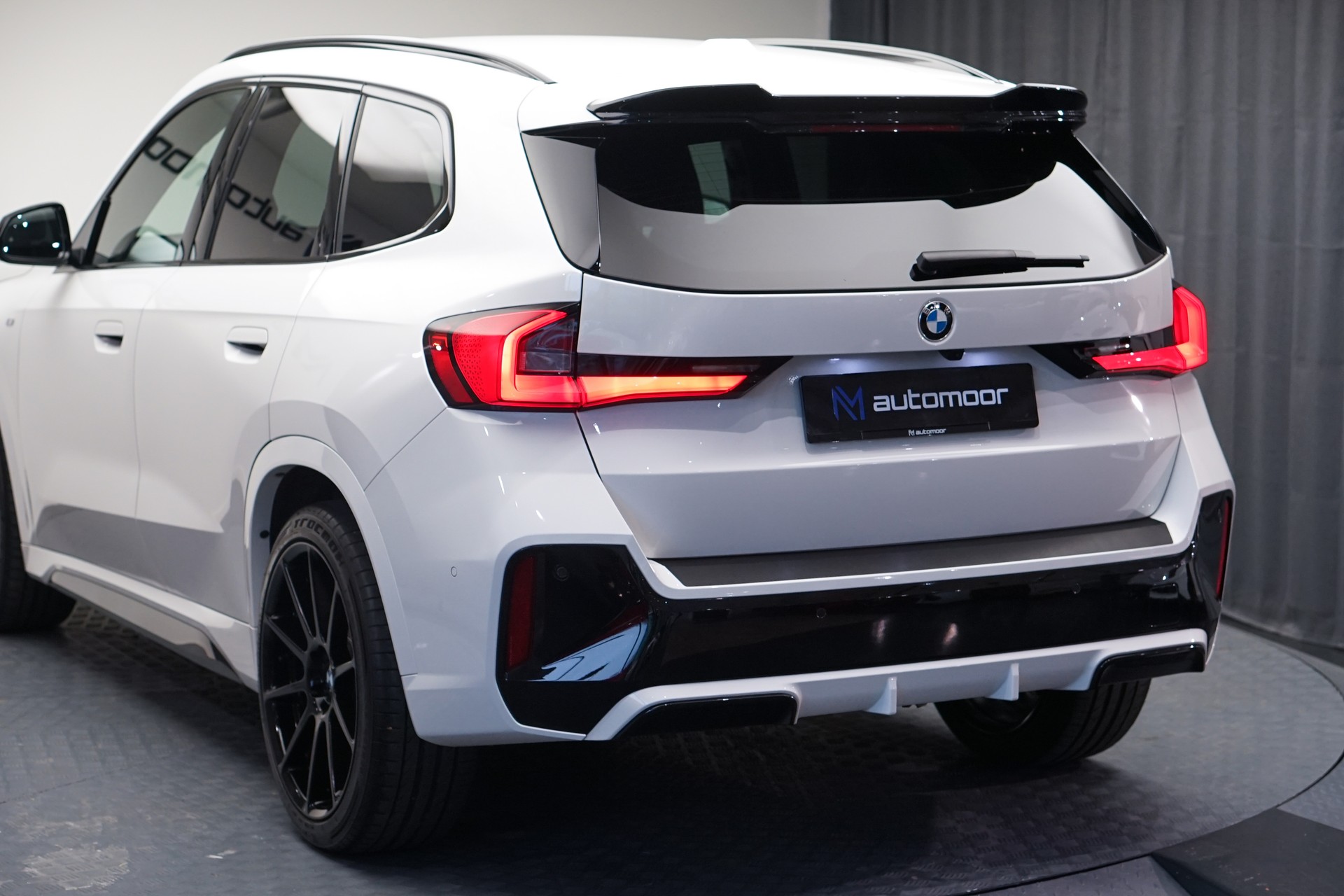 BMW X1 xDrive 23d 48V M Sport *CH-Fahrzeug*-image-48